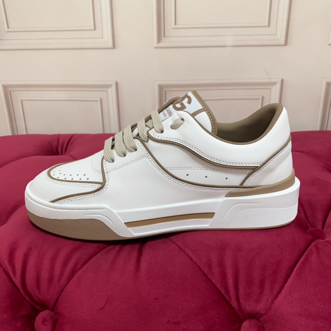 Dolce & Gabbana White New Roma Sneakers - FashionPlug