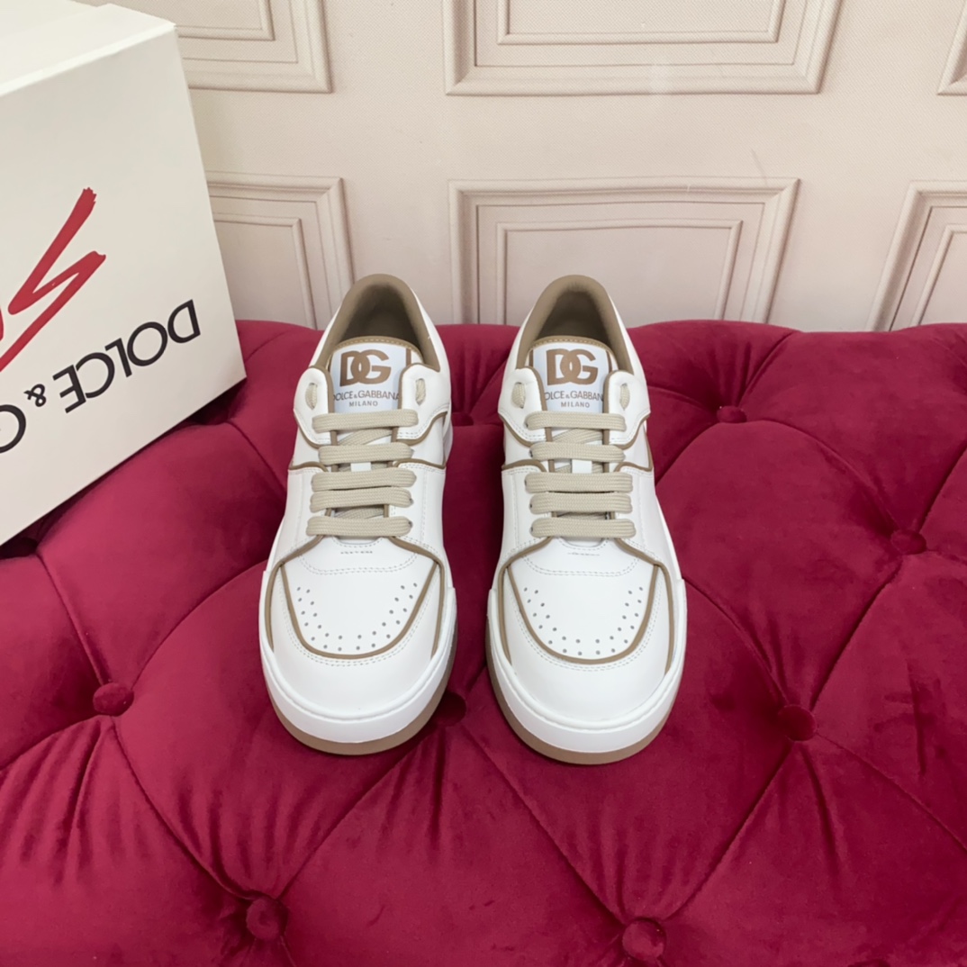 Dolce & Gabbana White New Roma Sneakers - FashionPlug