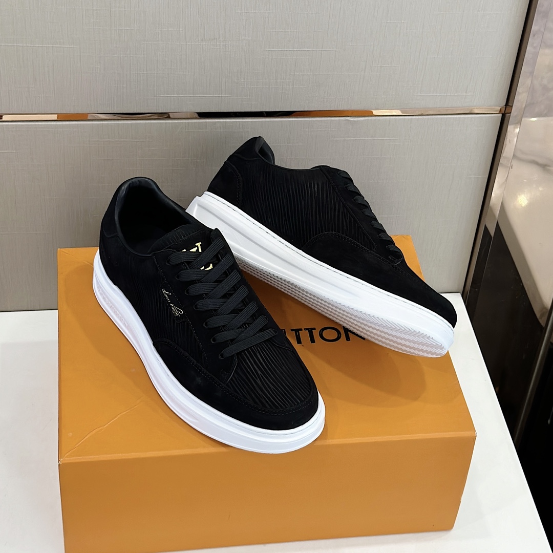 Louis Vuitton Beverly Hills Sneaker (Upon UK Size)  1AC63U - FashionPlug