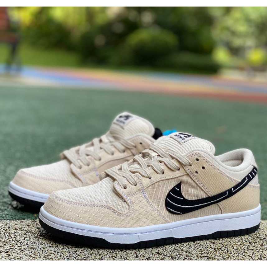 Albino & Preto x Nike Dunk SB Low Sneakers       FD2627-200 - FashionPlug