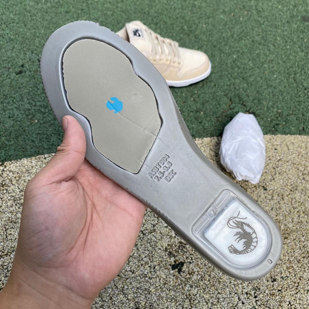 Albino & Preto x Nike Dunk SB Low Sneakers       FD2627-200 - FashionPlug
