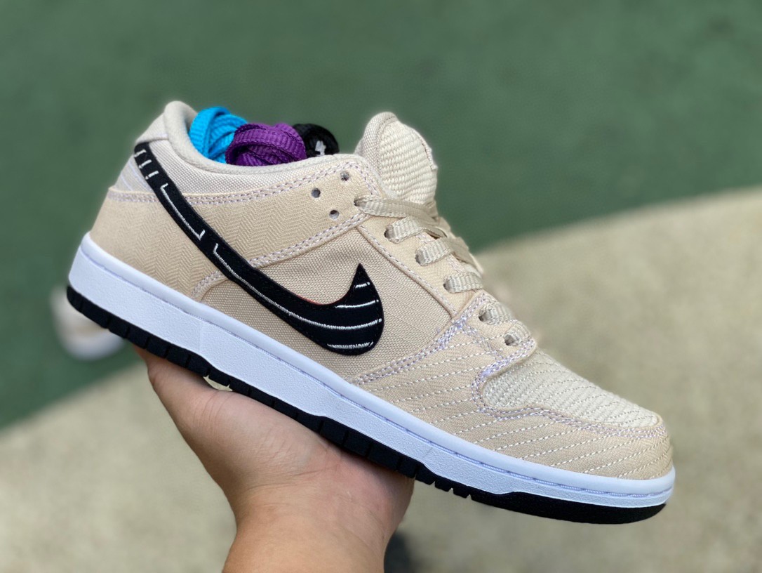 Albino & Preto x Nike Dunk SB Low Sneakers       FD2627-200 - FashionPlug