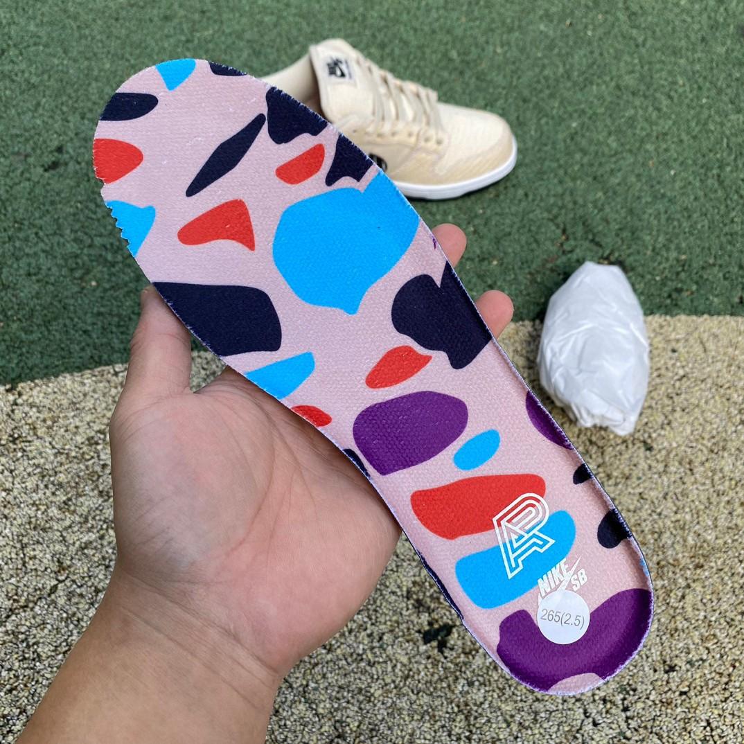 Albino & Preto x Nike Dunk SB Low Sneakers       FD2627-200 - FashionPlug