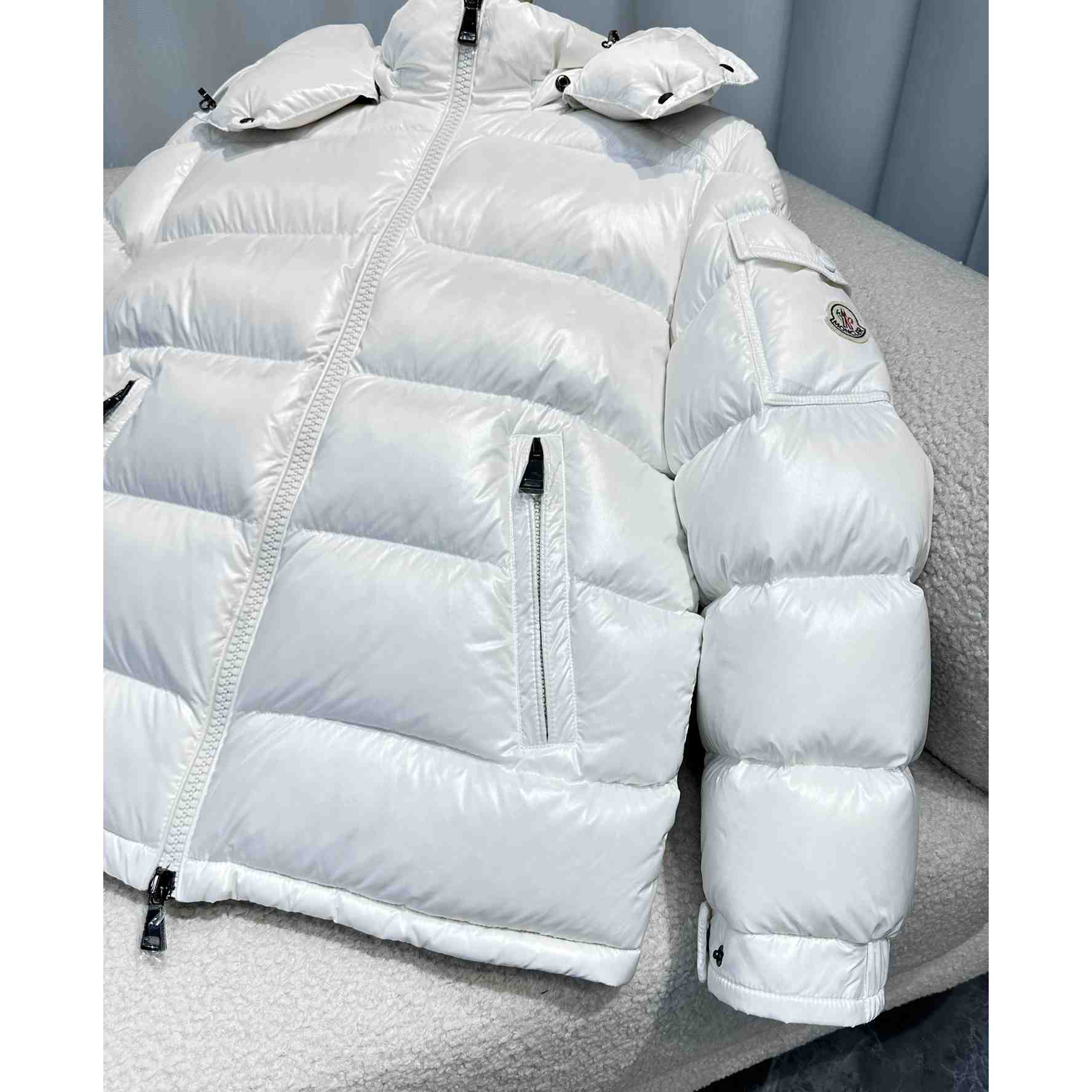Moncler Maire Short Down Jacket - FashionPlug