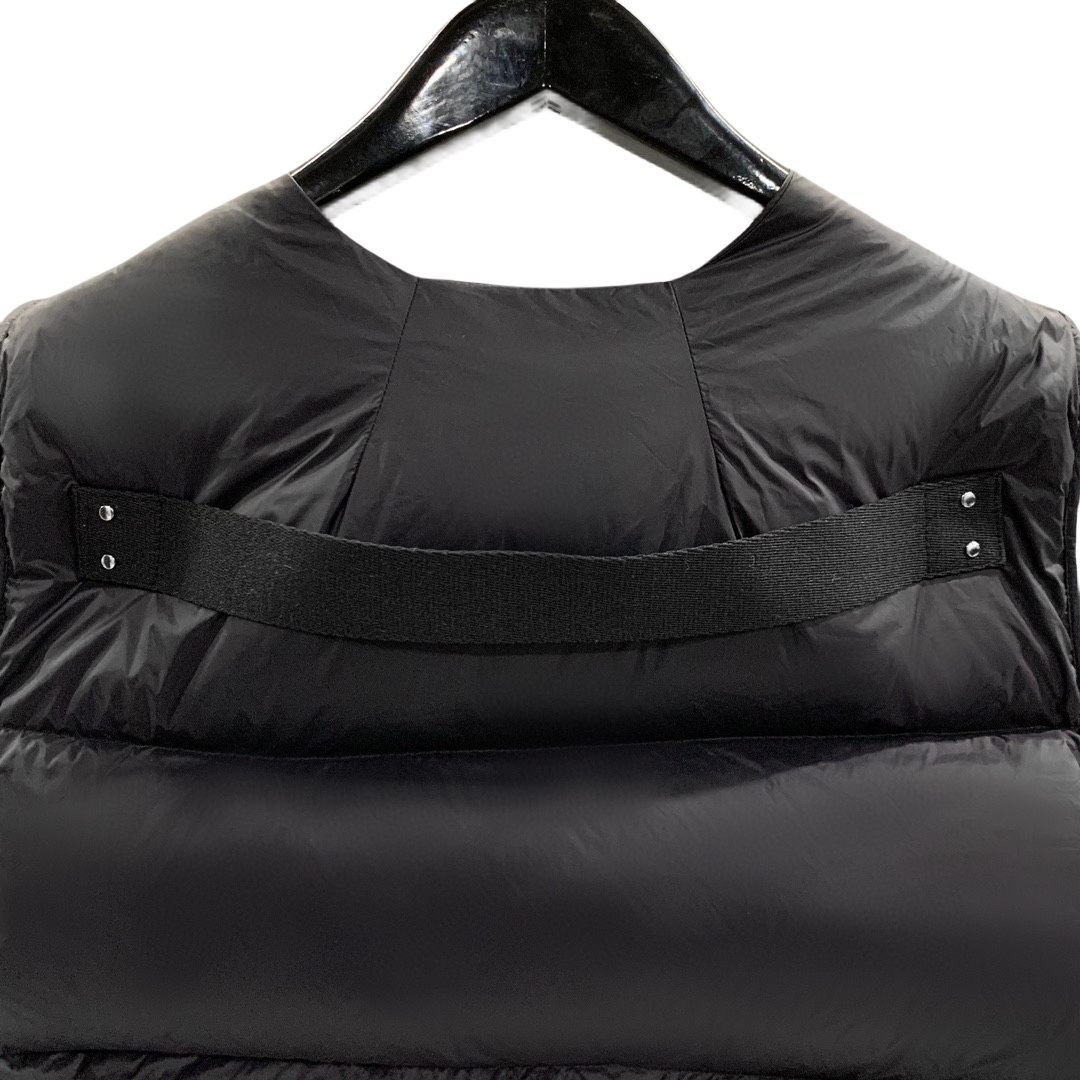 Rick Owens Cargo Sleeveless Puffer Jacket - FashionPlug