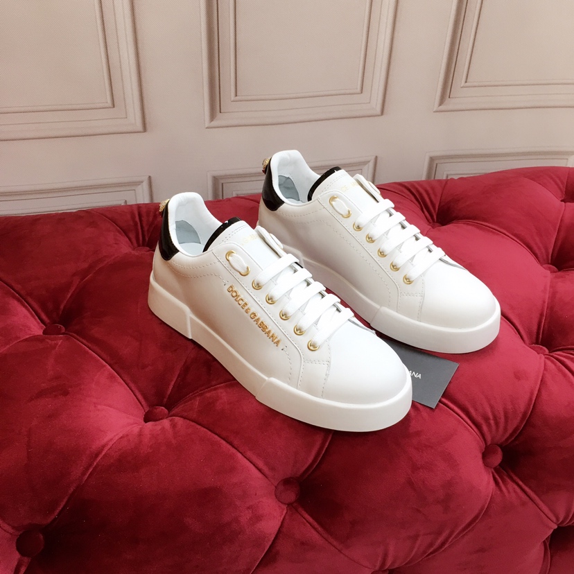 Dolce & Gabbana White Portofino Trainers With Pearl - FashionPlug