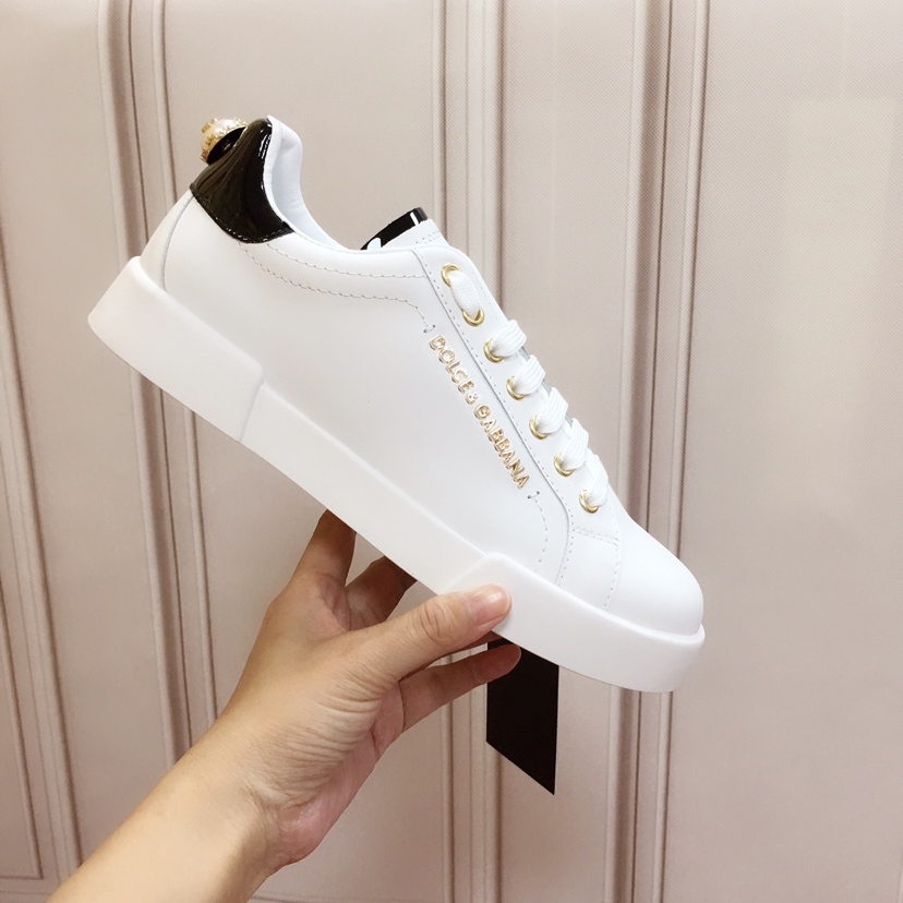 Dolce & Gabbana White Portofino Trainers With Pearl - FashionPlug
