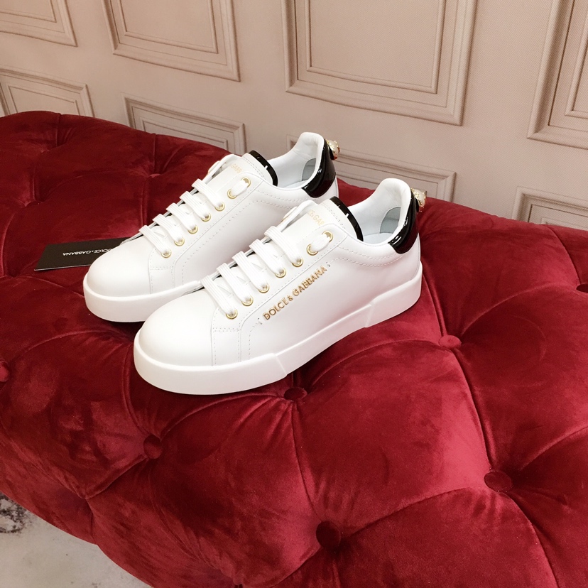 Dolce & Gabbana White Portofino Trainers With Pearl - FashionPlug