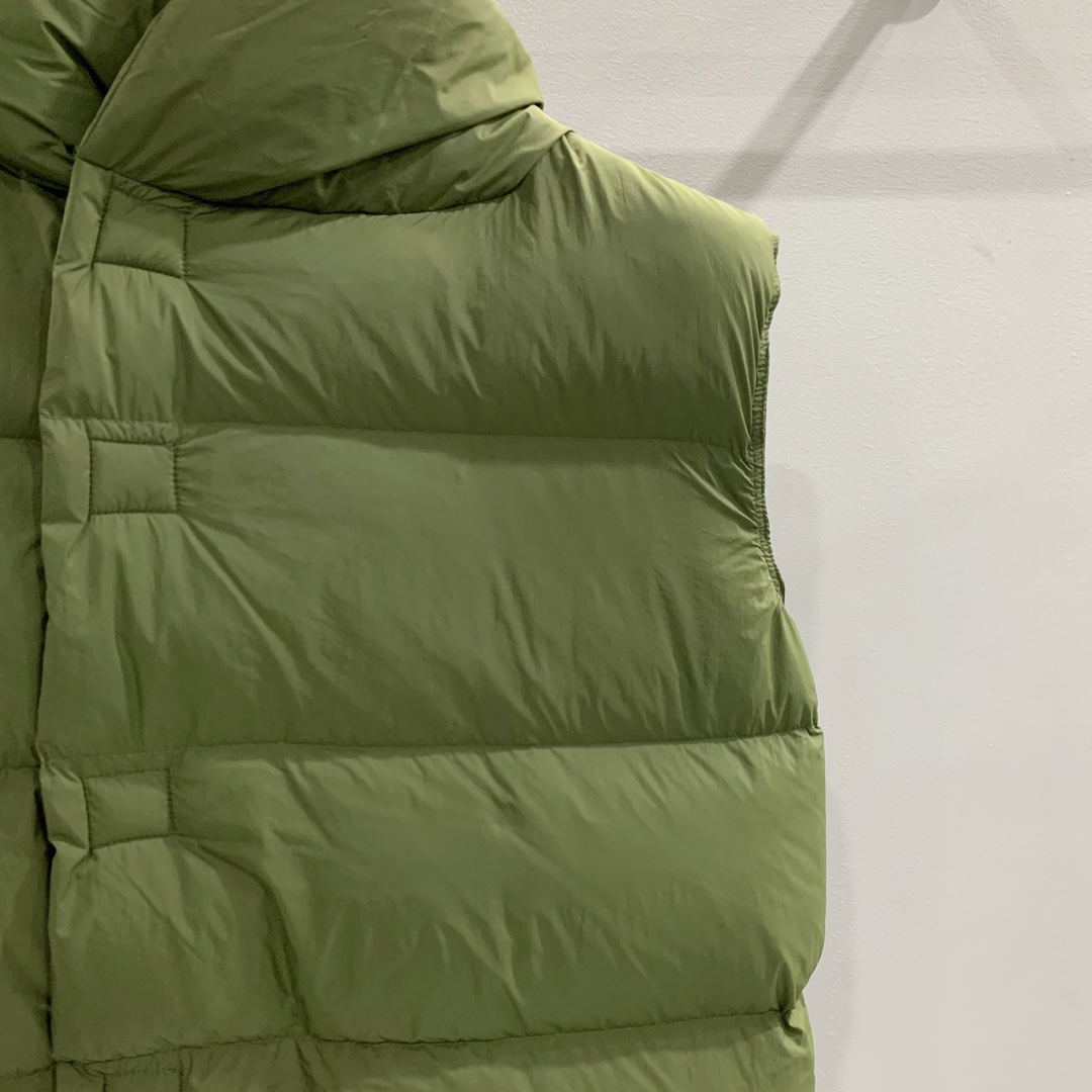 Rick Owens Green Padded Down Vest - FashionPlug