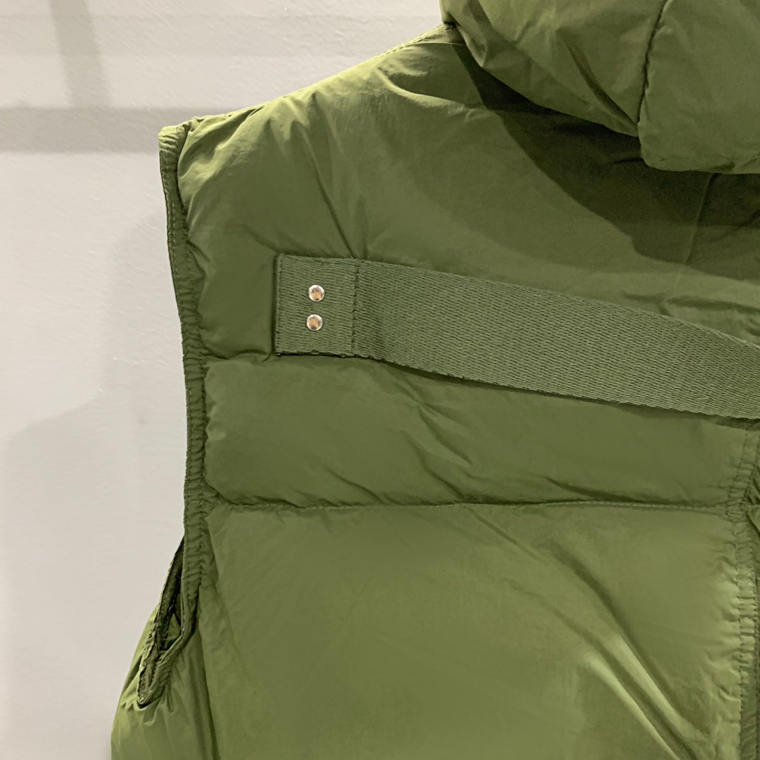 Rick Owens Green Padded Down Vest - FashionPlug