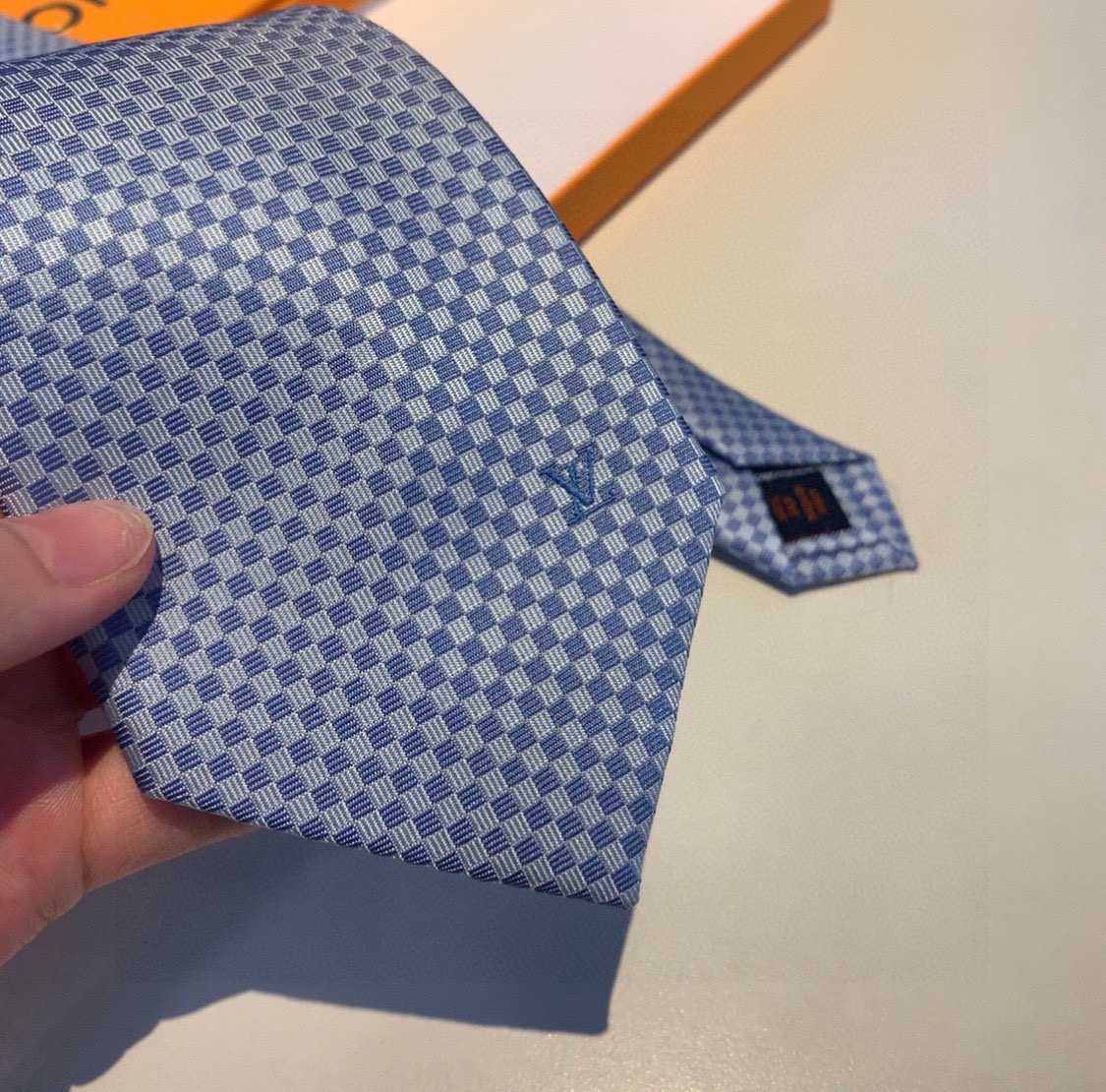 Louis Vuitton Micro Damier Tie - FashionPlug