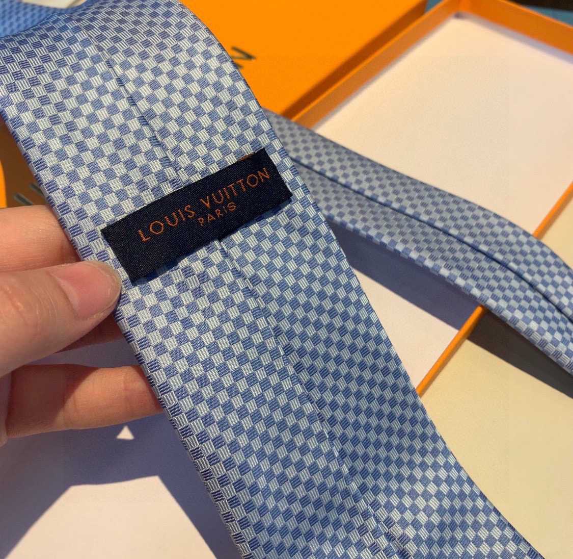 Louis Vuitton Micro Damier Tie - FashionPlug