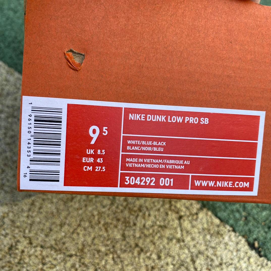Nike SB Dunk Low Sneakers     304292-001 - FashionPlug