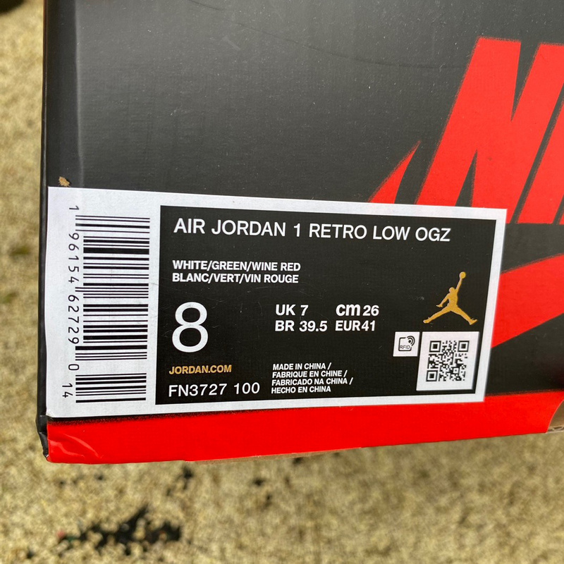 Air Jordan 1 Retro Low Sneaker     FN3727-100 - FashionPlug