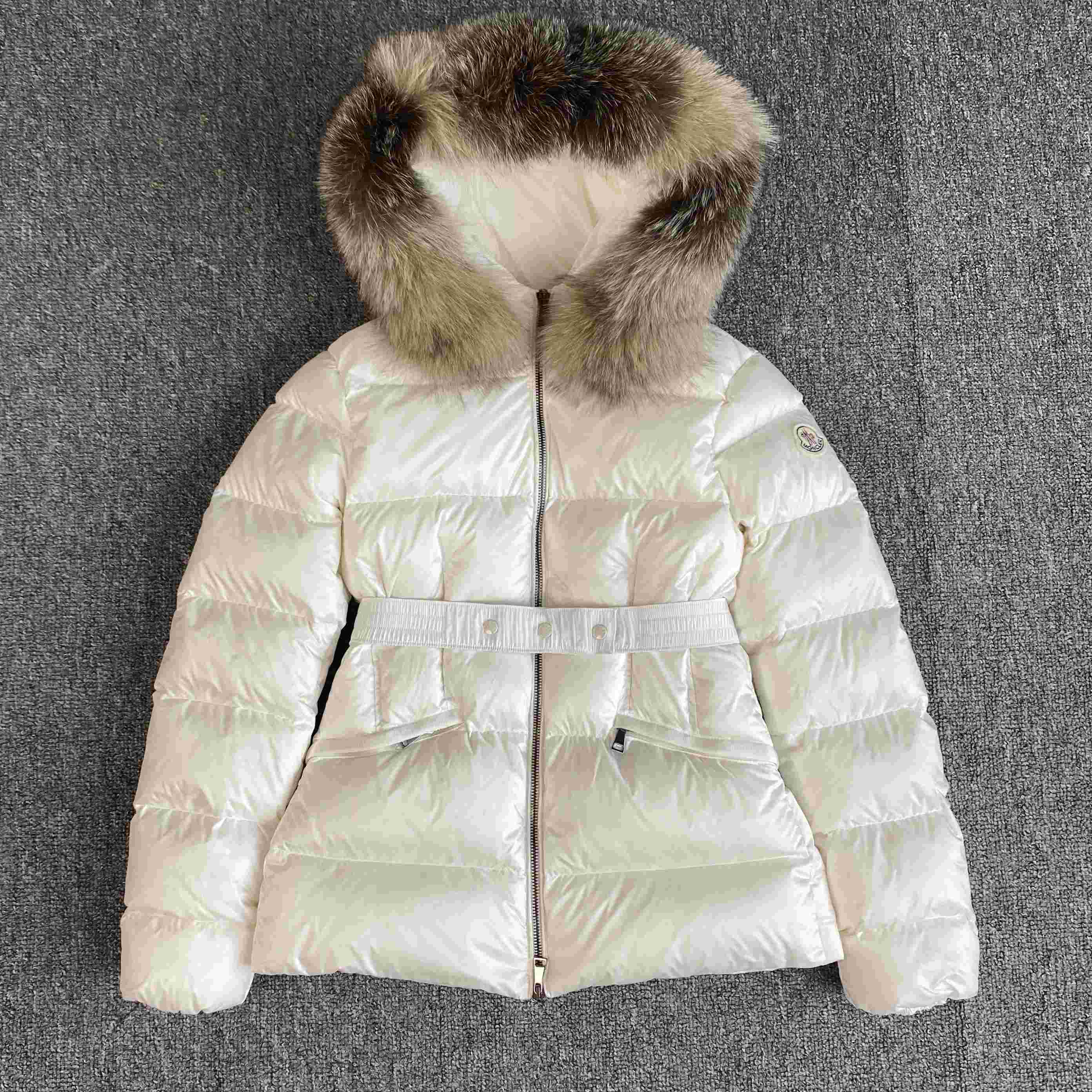 Moncler Boed Short Down Jacket - FashionPlug