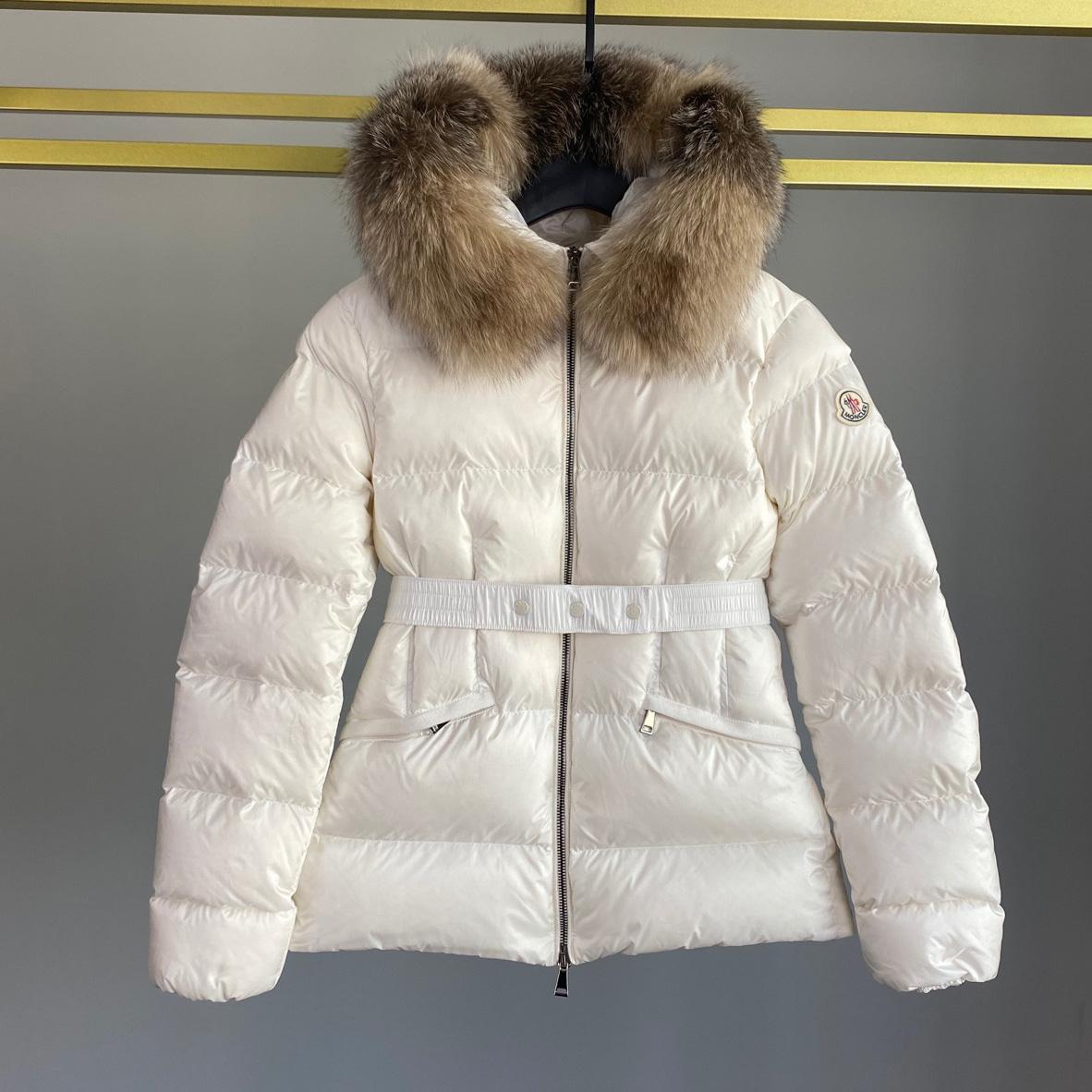 Moncler Boed Short Down Jacket - FashionPlug