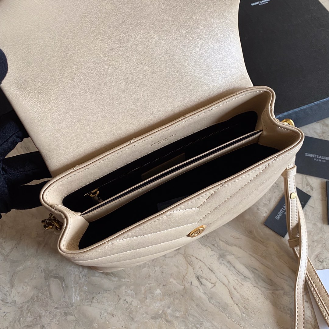 Saint Laurent Loulou Toy Strap Bag (20x7x15cm) - FashionPlug