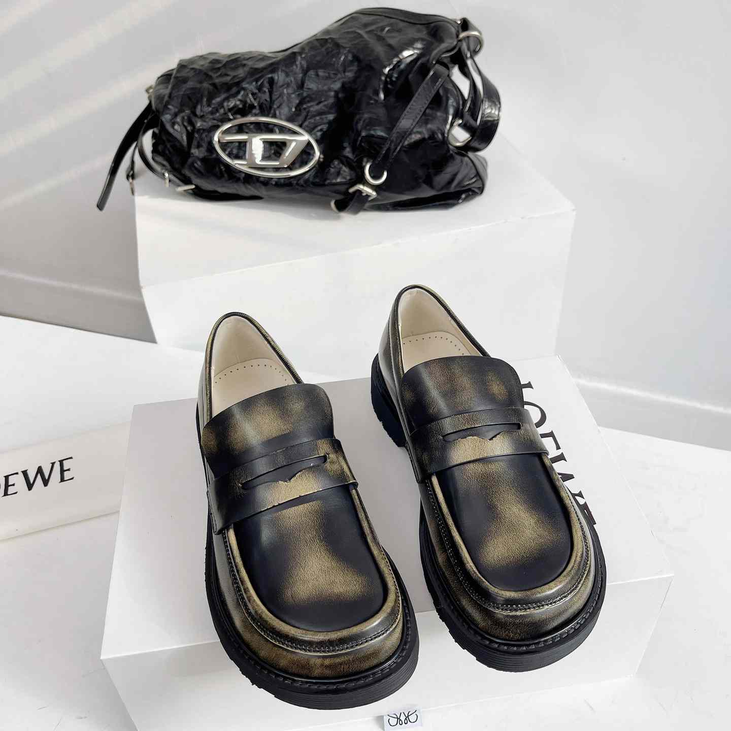 Loewe Blaze Loafer In Bicolour Brushed-off Calfskin - FashionPlug