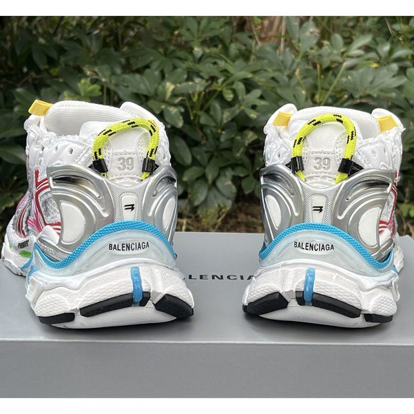 Balenciaga Runner Sneaker  - FashionPlug