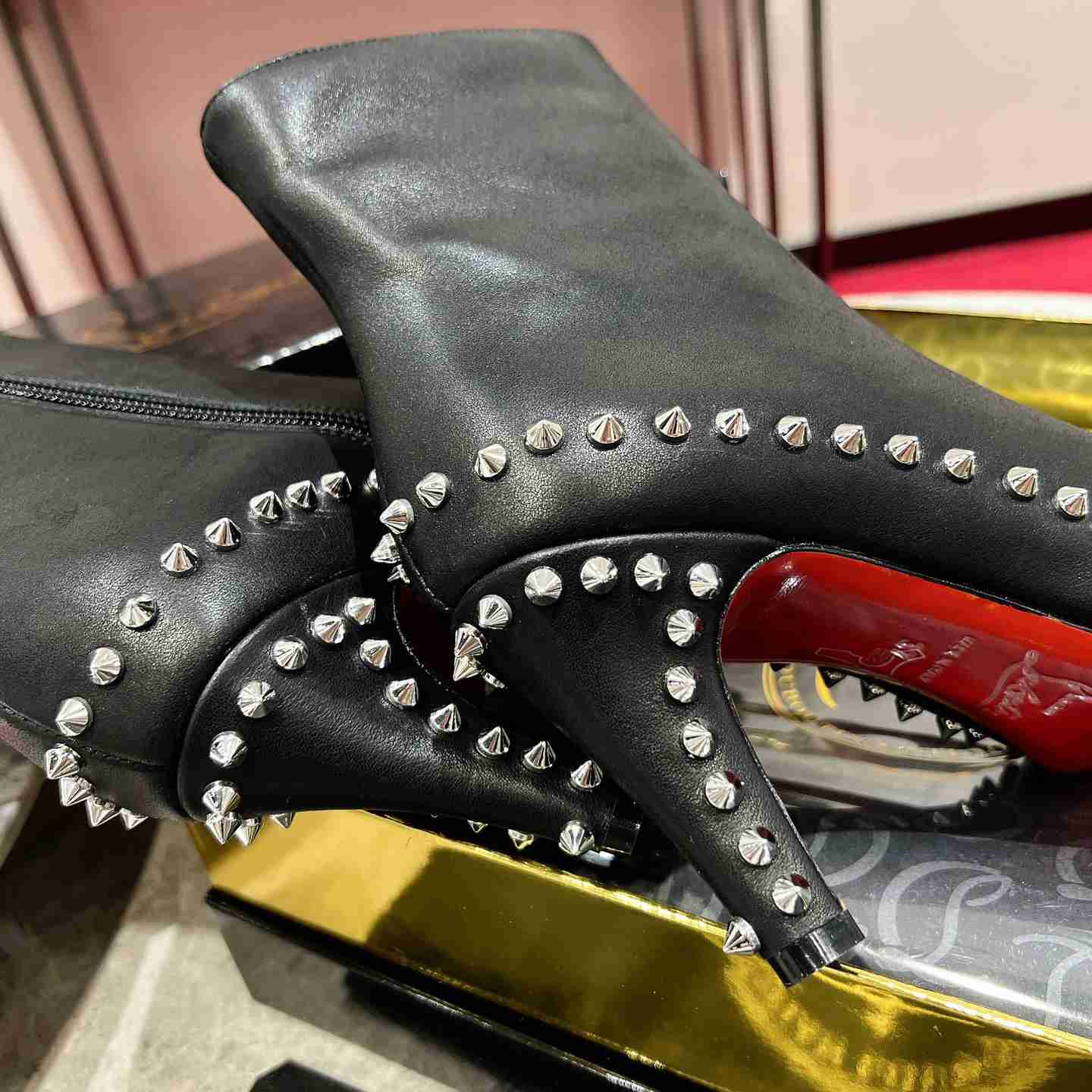 Christian Louboutin Vidura 85MM Leather Booties - FashionPlug