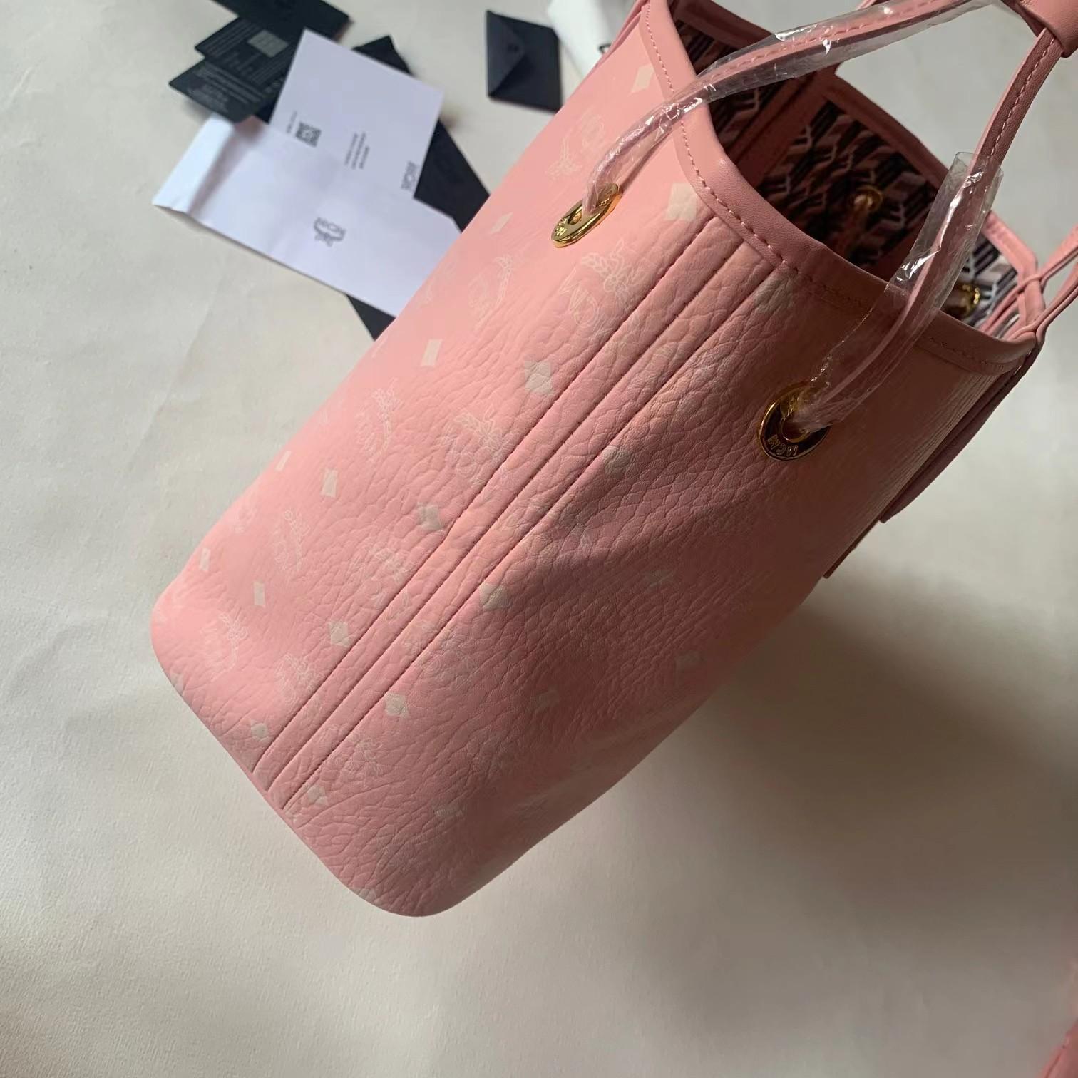 MCM Liz Reversible Shopper Tote (26*37*17cm) - FashionPlug
