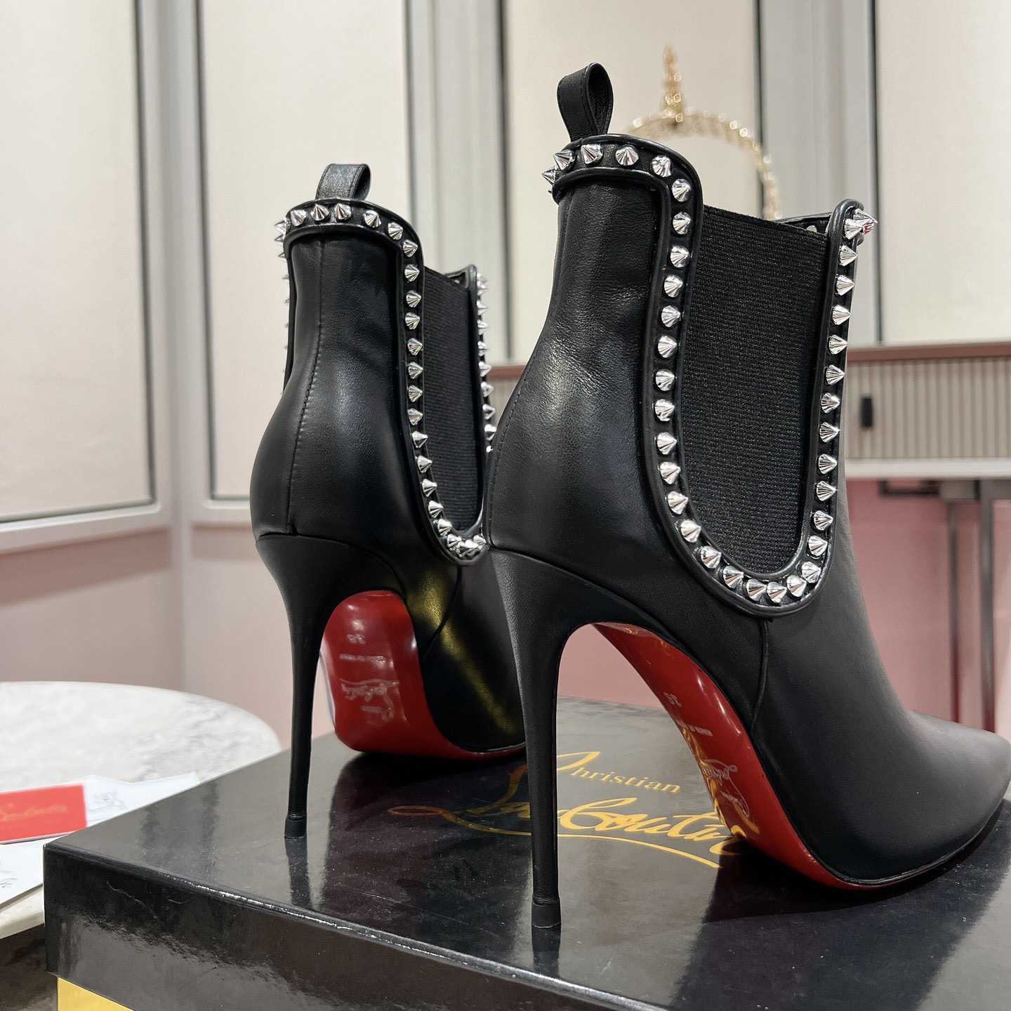 Christian Louboutin Capaboot 100 - FashionPlug