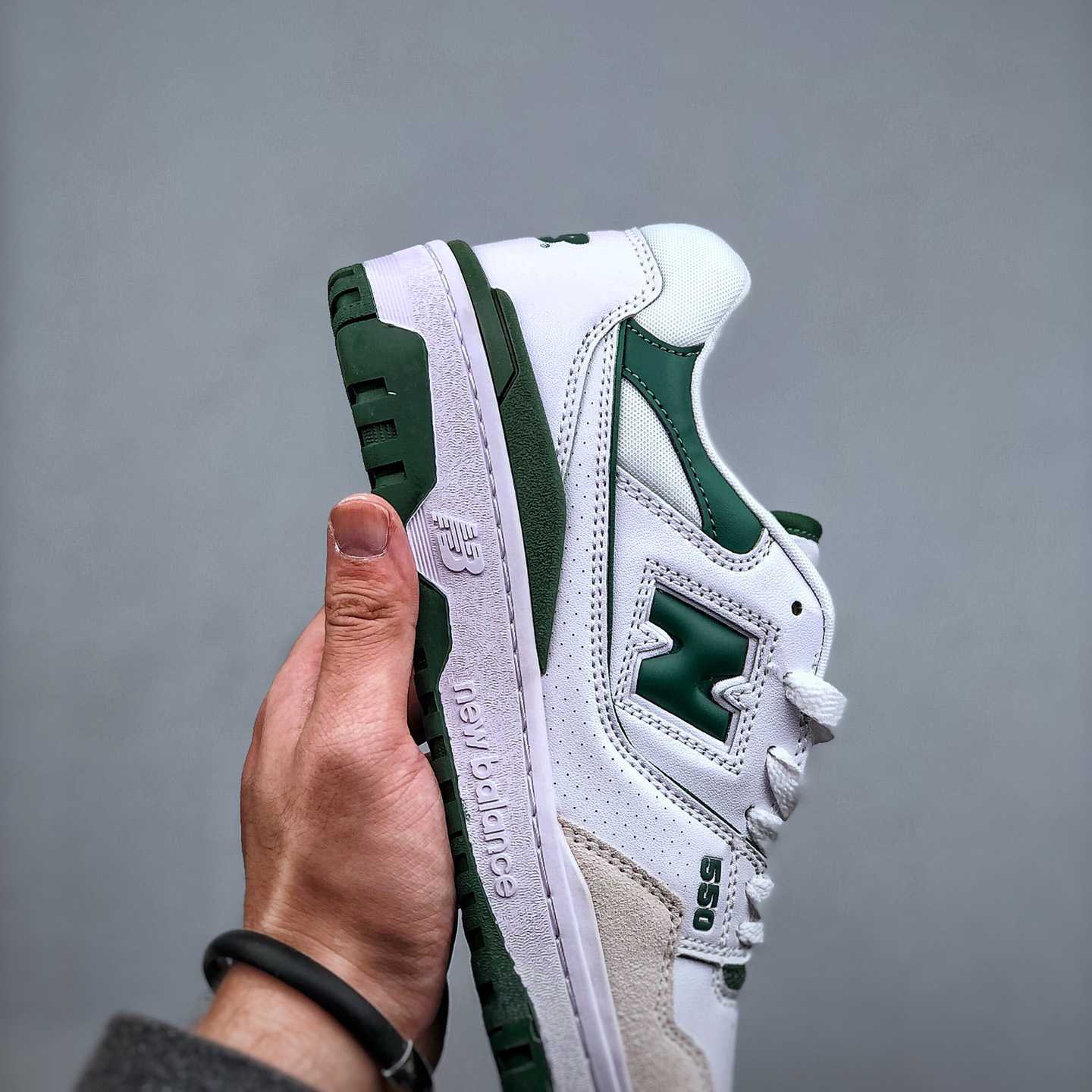New Balance NB550 Sneakers       - FashionPlug