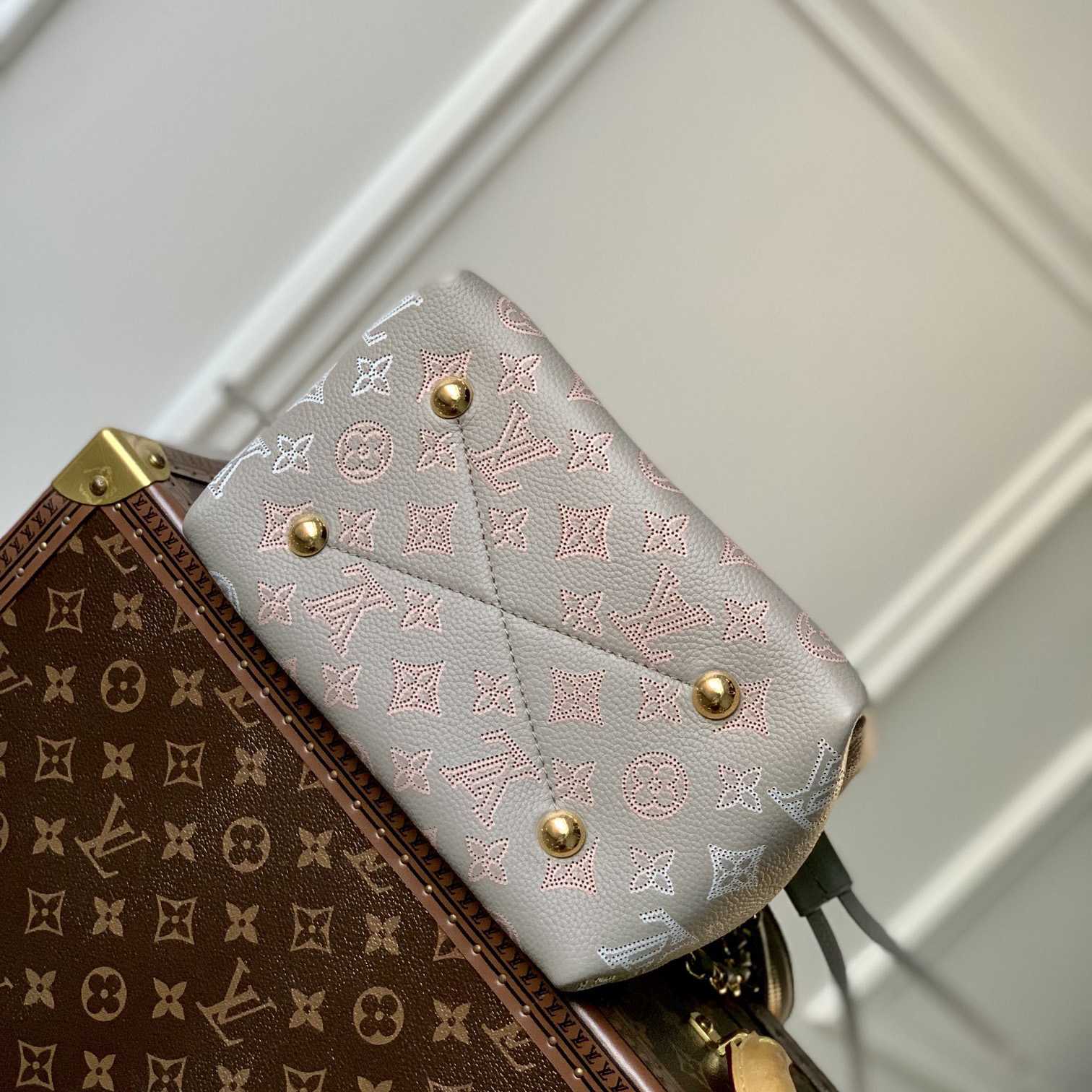 Louis Vuitton Bella (19×22×14cm)  M23388 - FashionPlug