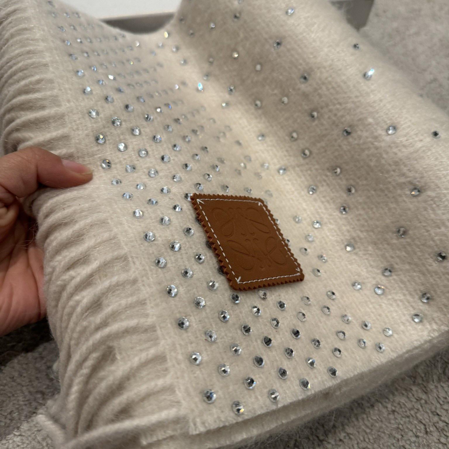 Loewe Scarf In Mohair And Wool - FashionPlug