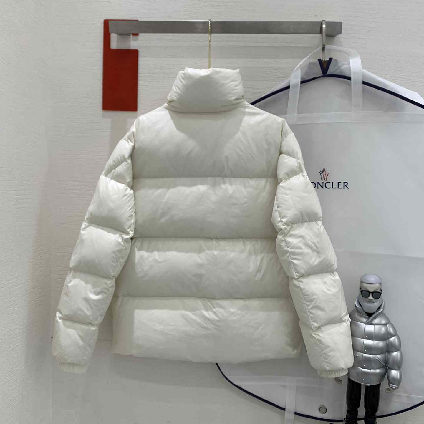 Moncler Misam short down jacket - FashionPlug