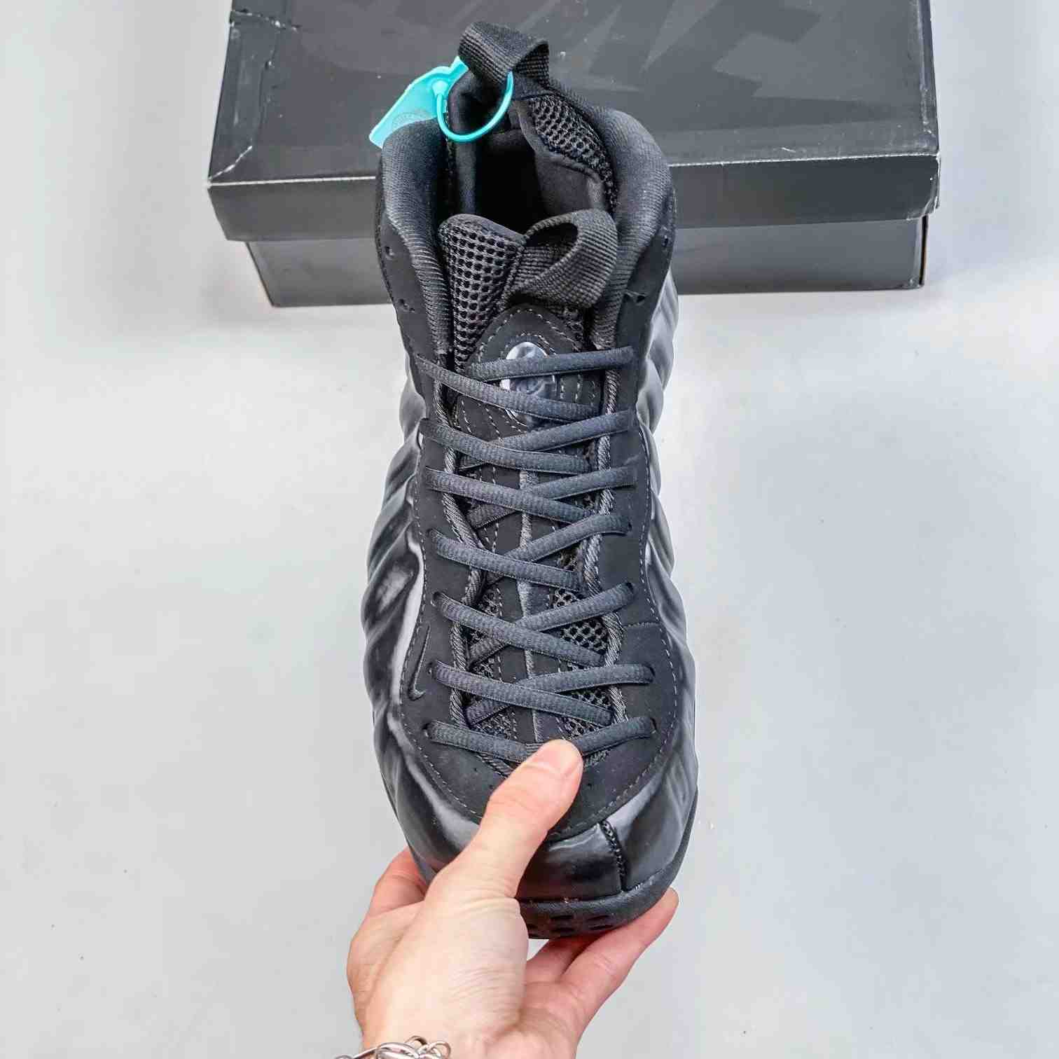 Nike Air Foamposite Pro Sneakers     jxd022a24 - FashionPlug