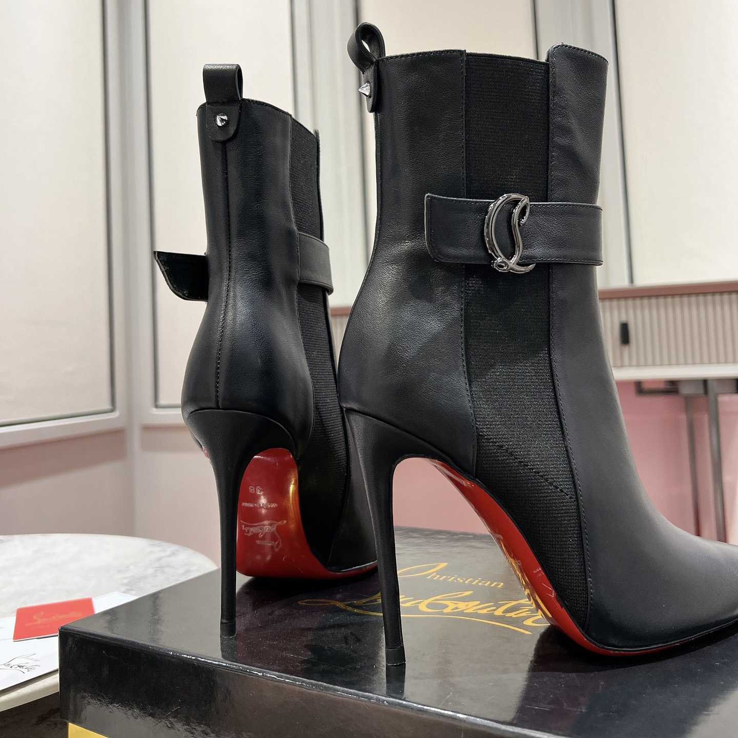 Christian Louboutin Black Cl Chelsea Booty 100 - FashionPlug