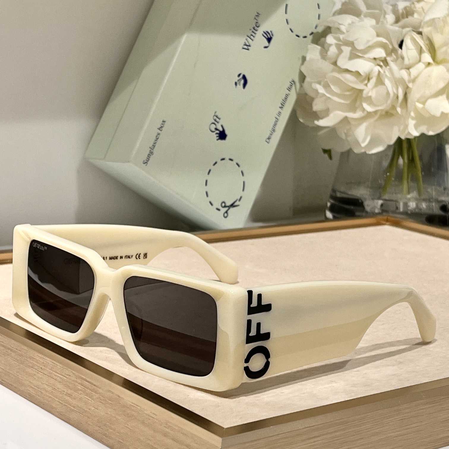 Off White Milano Square-Frame Acetate Sunglasses    OERI097 - FashionPlug