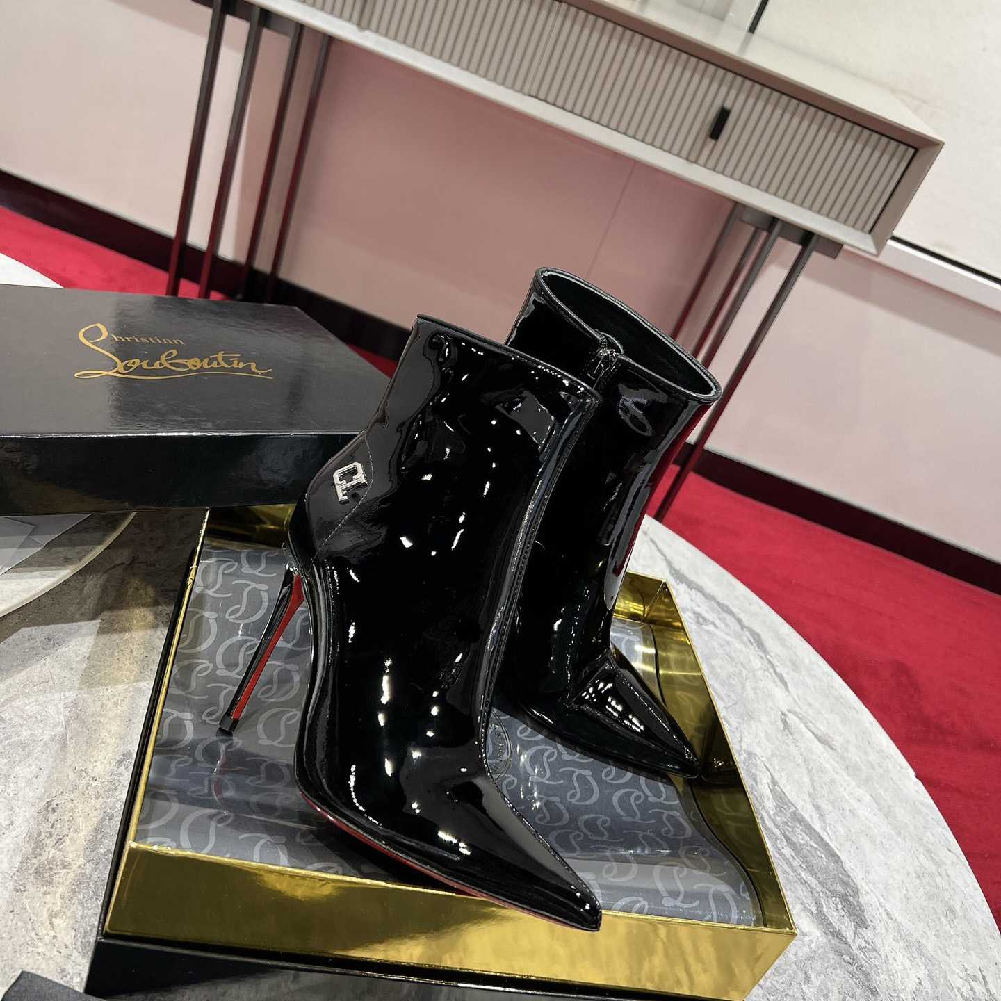 Christian Louboutin Sporty Kate Booty 100mm - FashionPlug