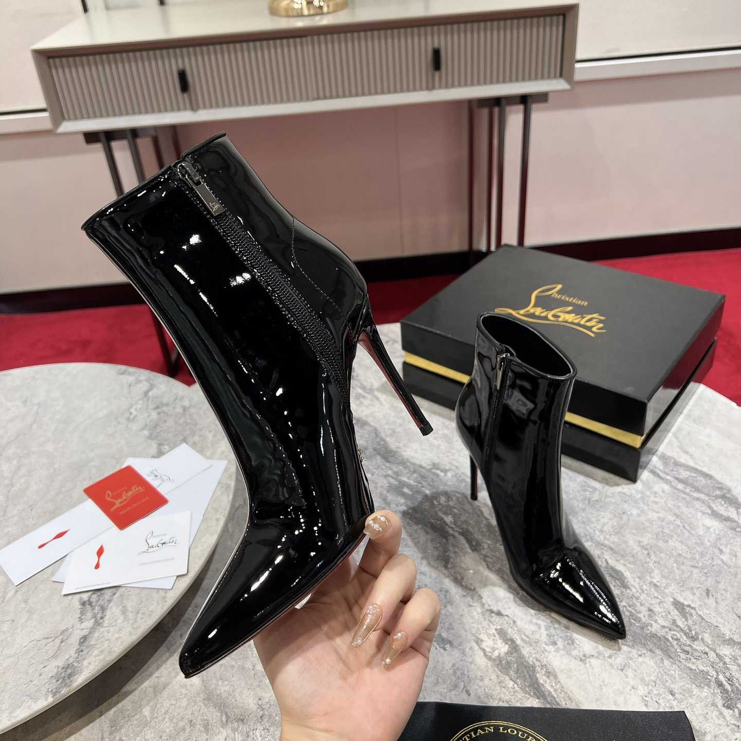 Christian Louboutin Sporty Kate Booty 100mm - FashionPlug