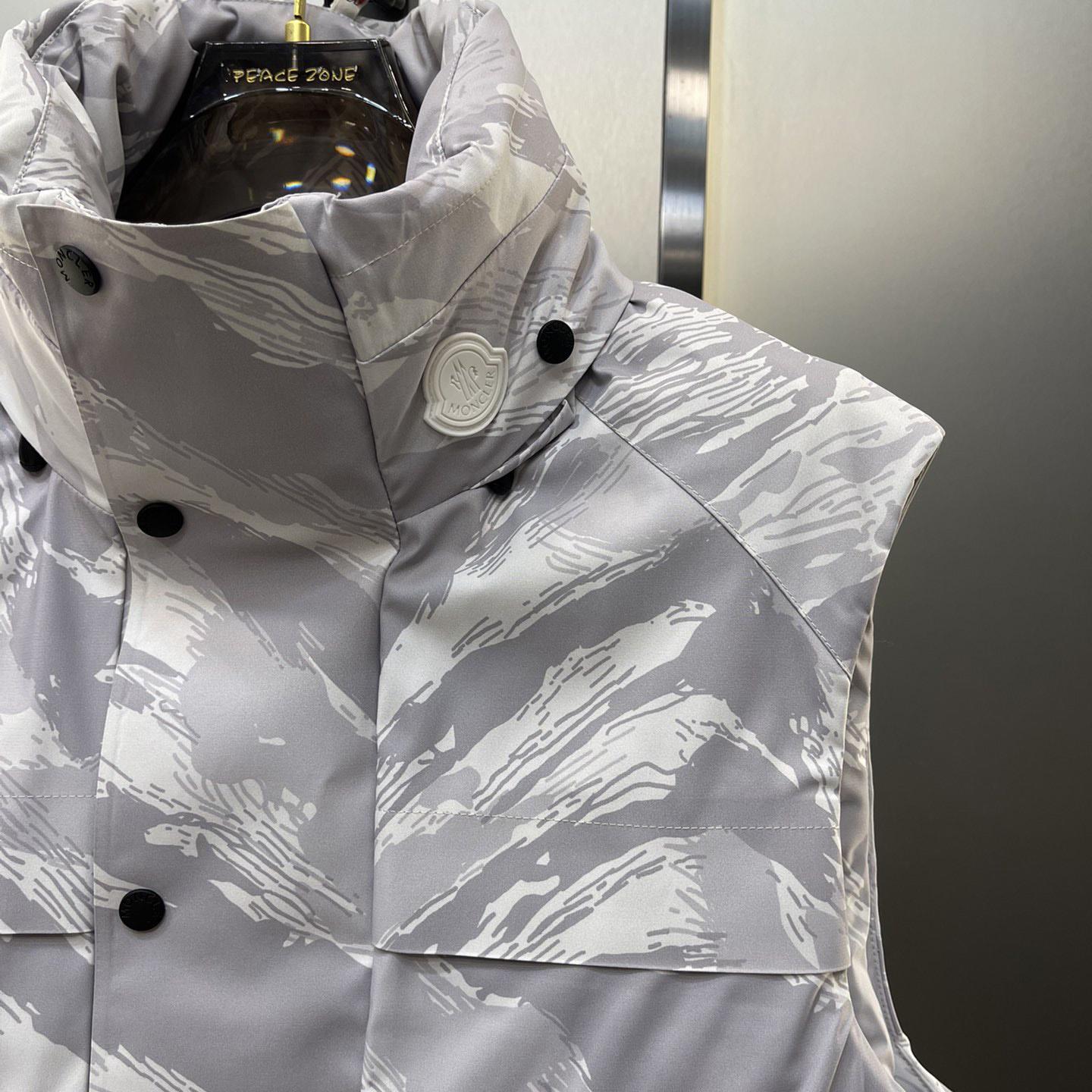 Moncler x HYKE Vanilis Padded Gilet - FashionPlug