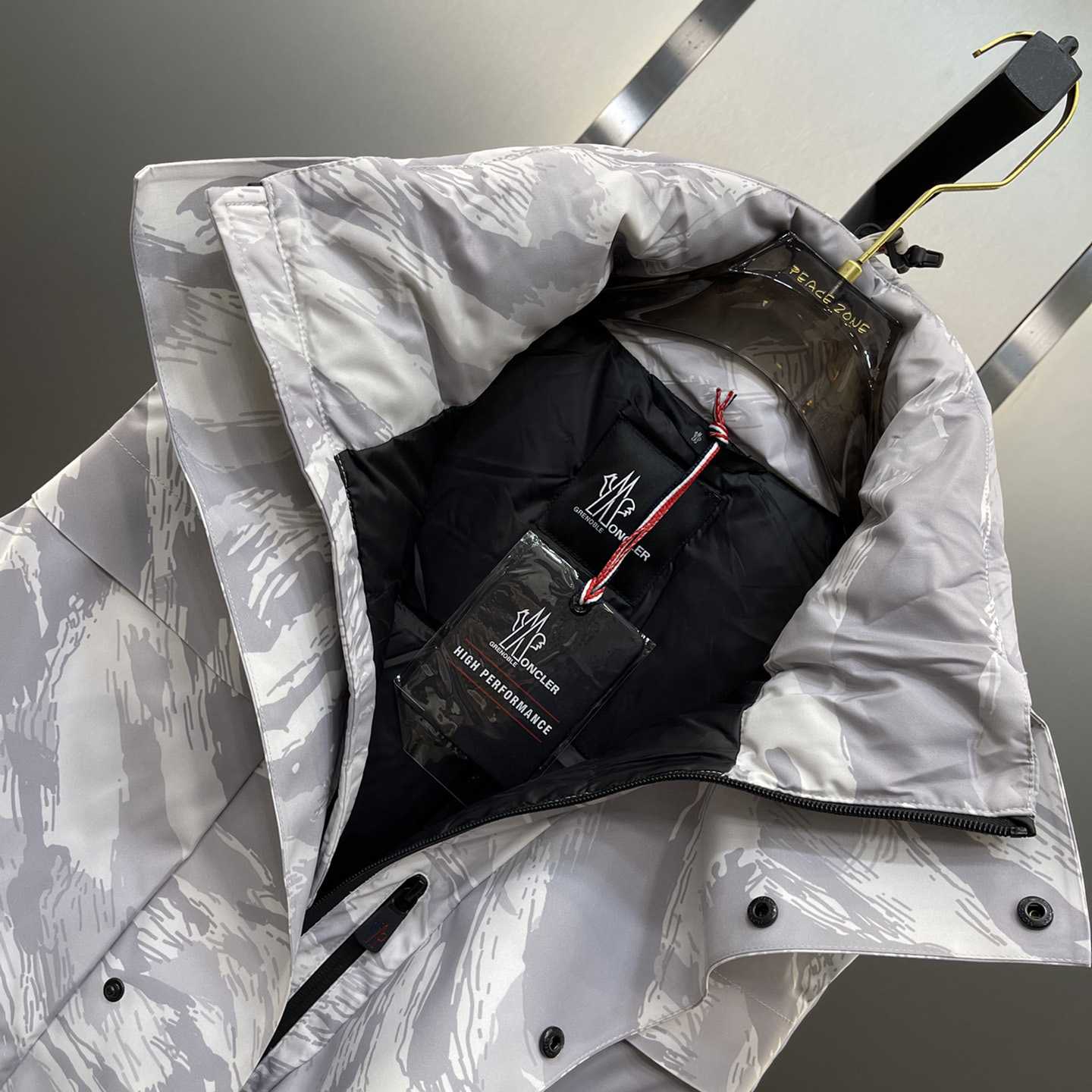 Moncler x HYKE Vanilis Padded Gilet - FashionPlug