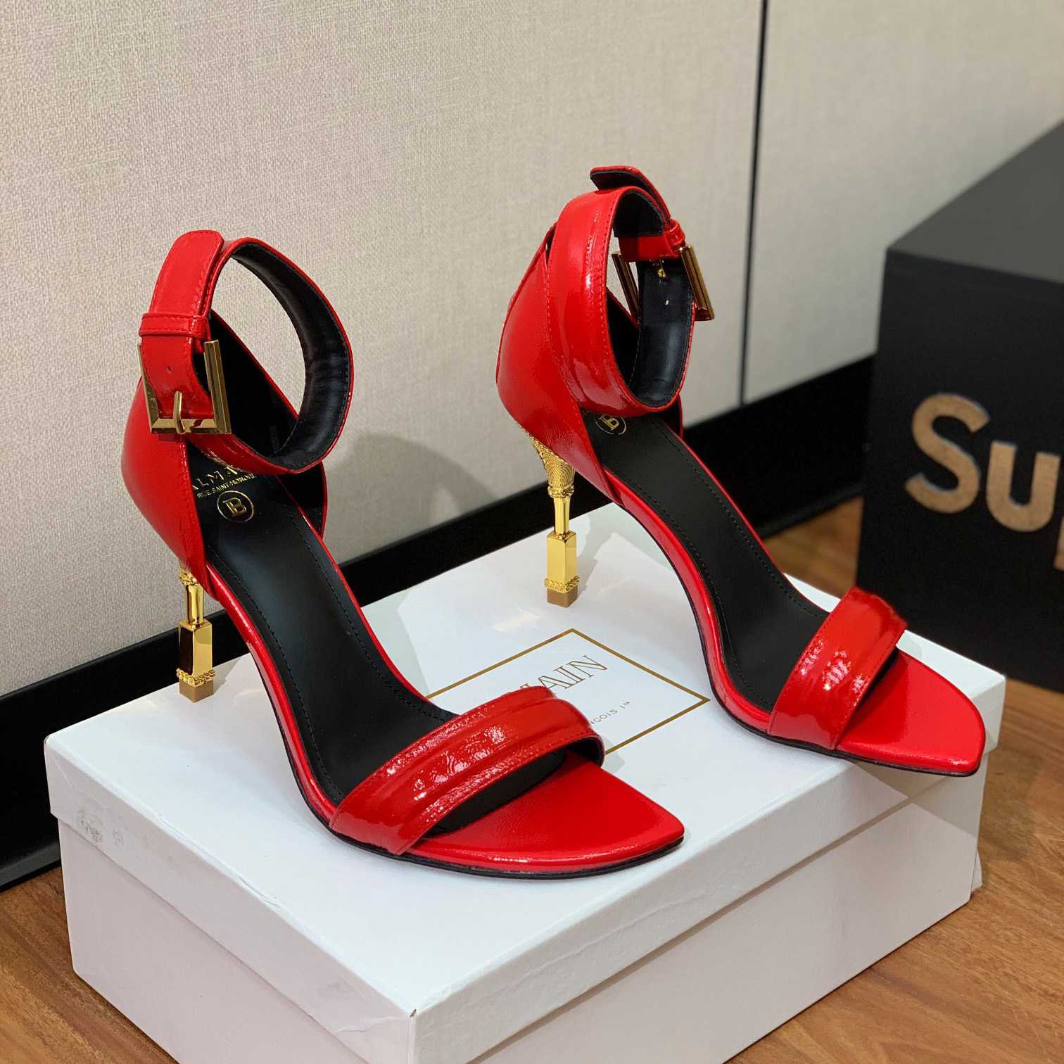Balmain Moneta Patent Leather Sandals - FashionPlug