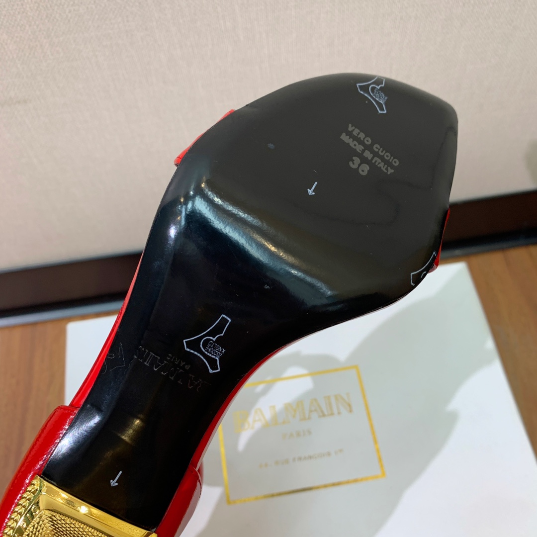 Balmain Moneta Patent Leather Sandals - FashionPlug