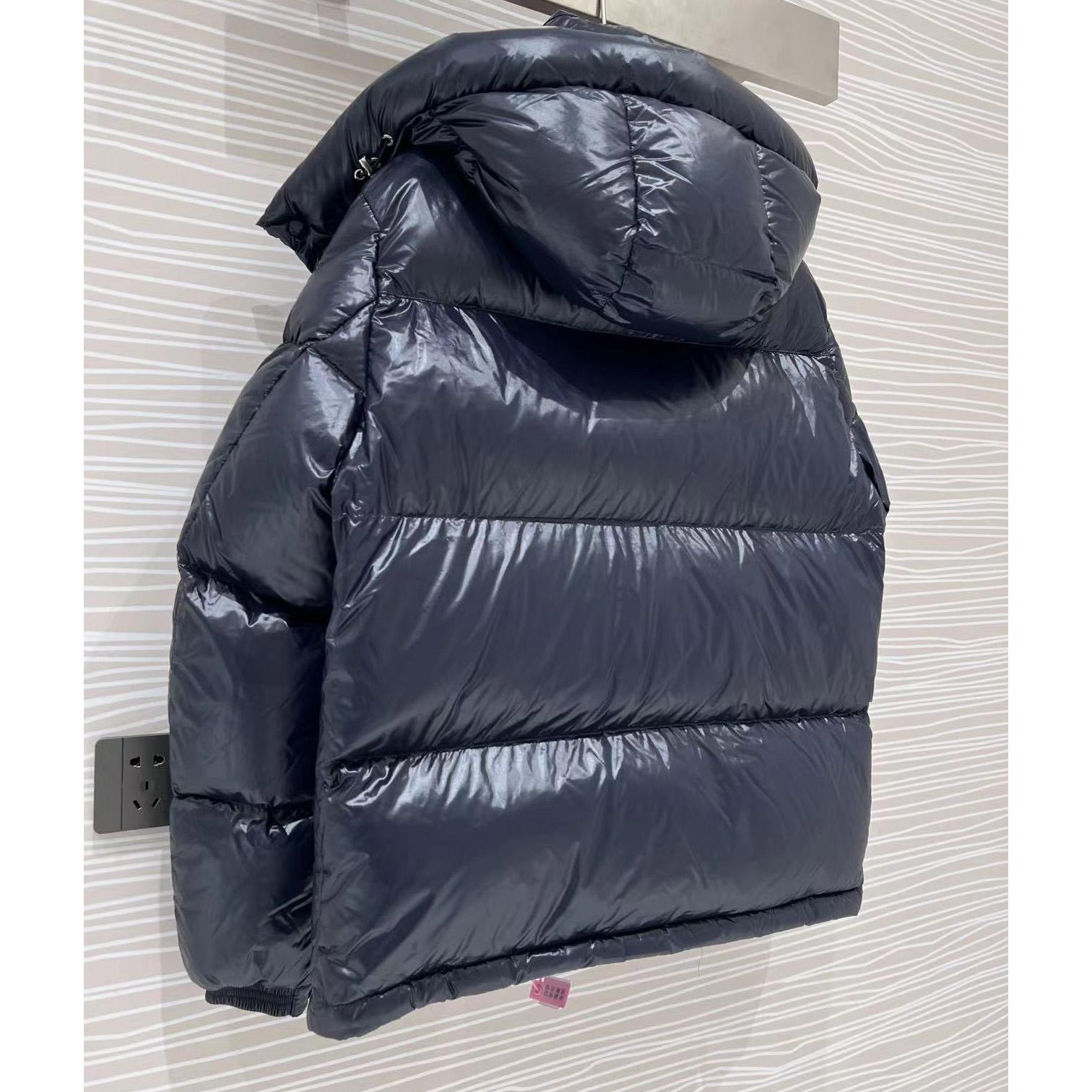 Moncler Montbeliard Short Down Jacket - FashionPlug