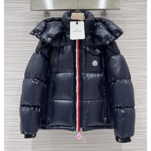 Moncler Montbeliard Short Down Jacket - FashionPlug