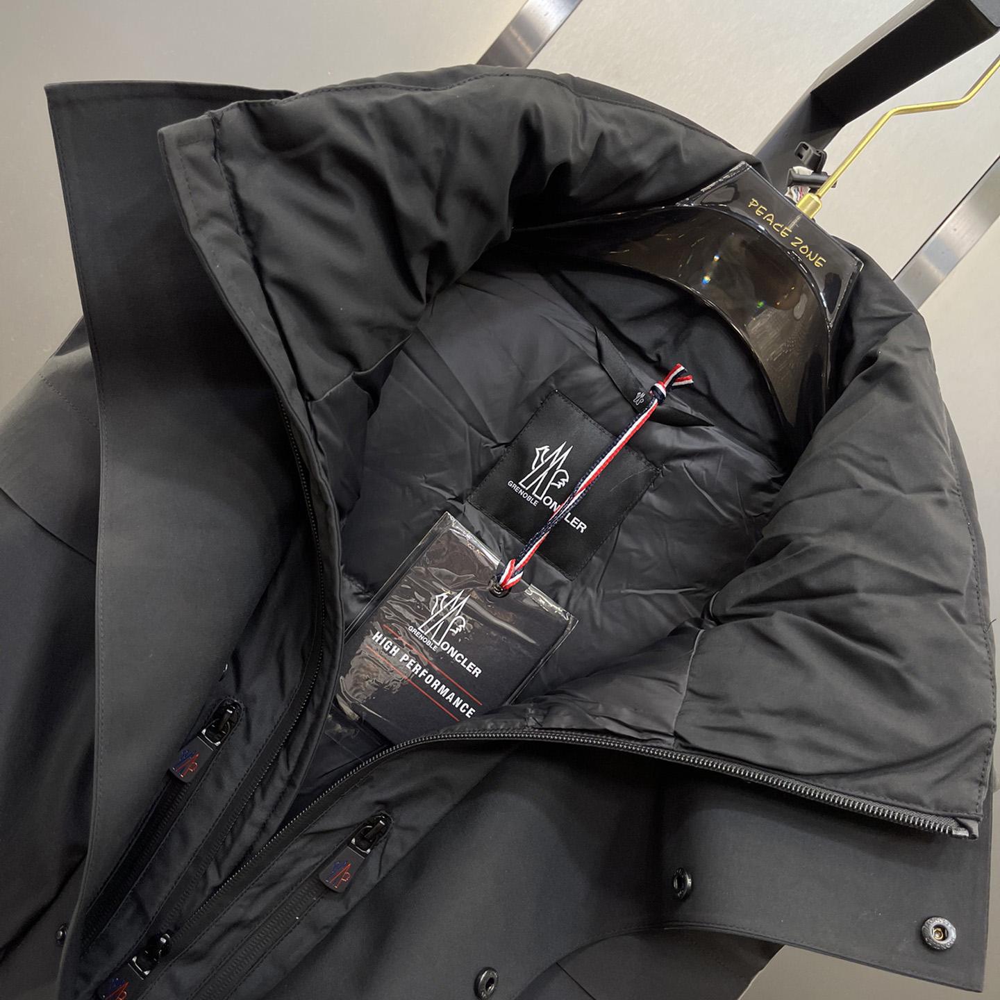Moncler x HYKE Vanilis Padded Gilet - FashionPlug