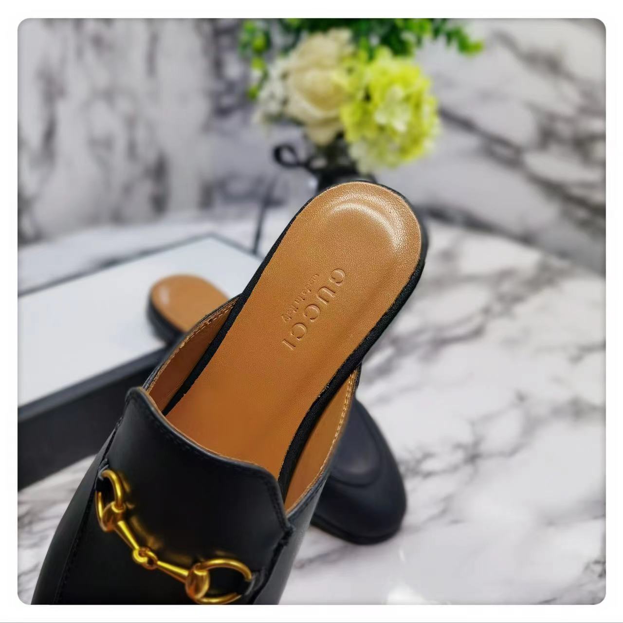 Gucci Princetown Leather Slipper - FashionPlug