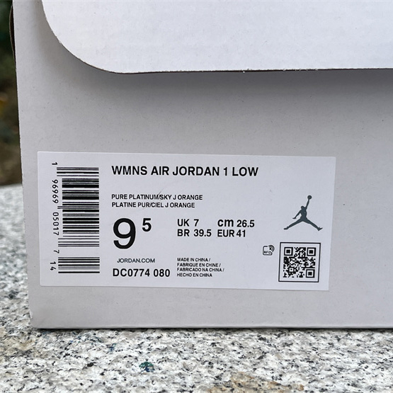 Air Jordan 1 Low Sneaker   DC0774-080  - FashionPlug