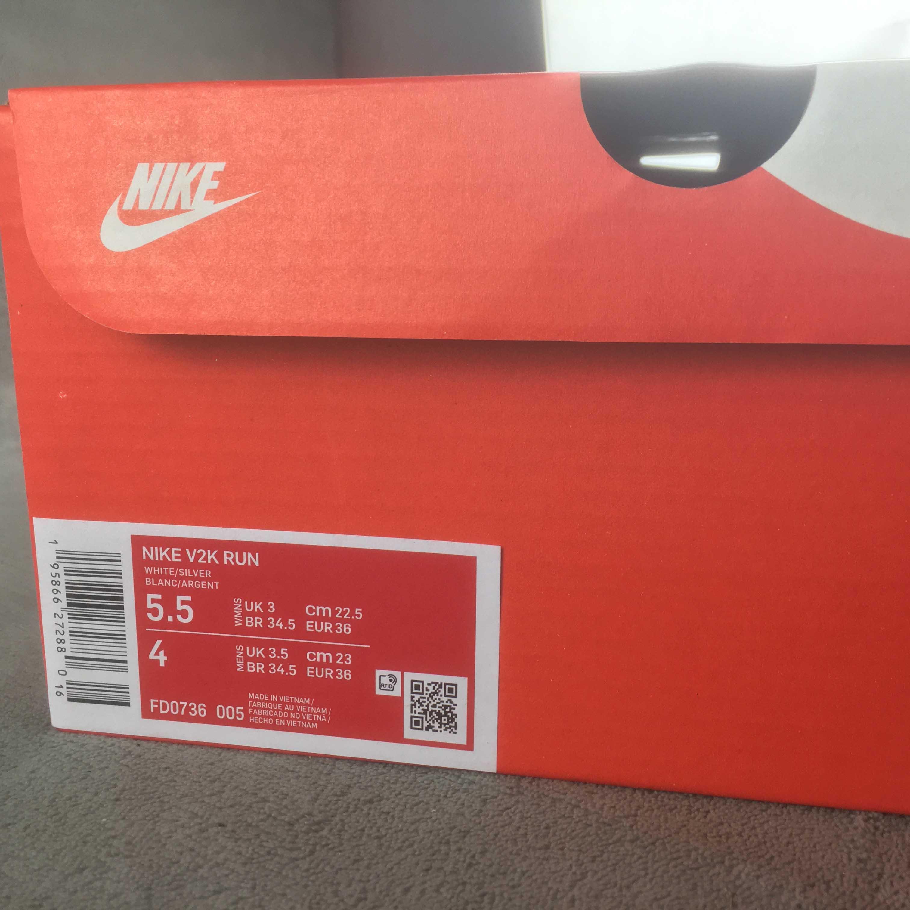Nike V2K Runtekk Sneaker          fd0736-005  - FashionPlug