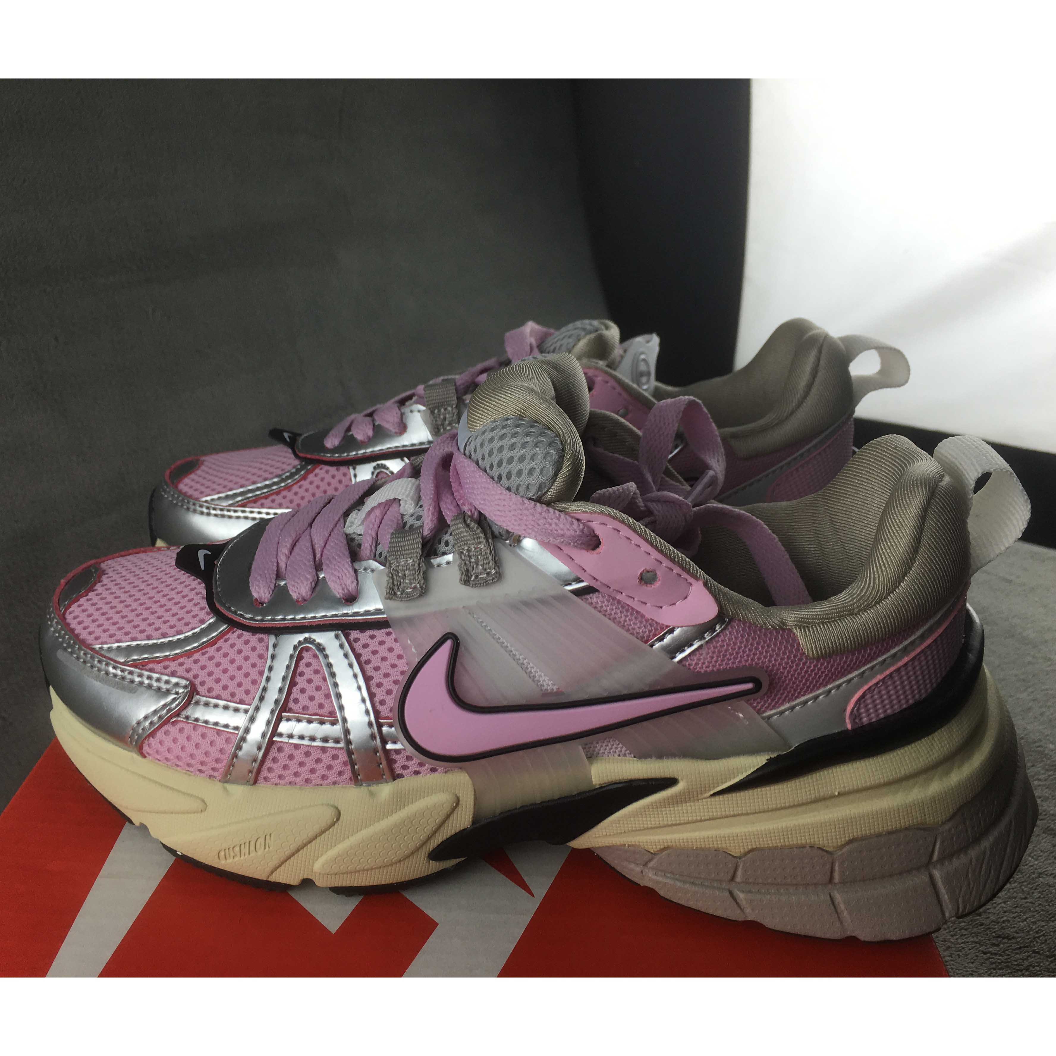 Nike V2K Runtekk Sneaker          fd0736-005  - FashionPlug