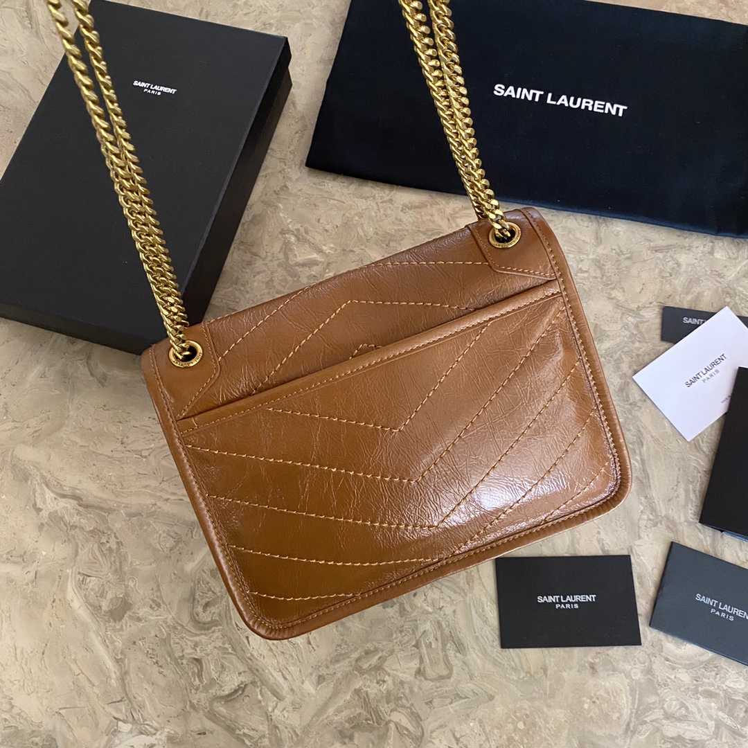 Saint Laurent Niki Medium In Vintage Leather (22×16×12cm) - FashionPlug