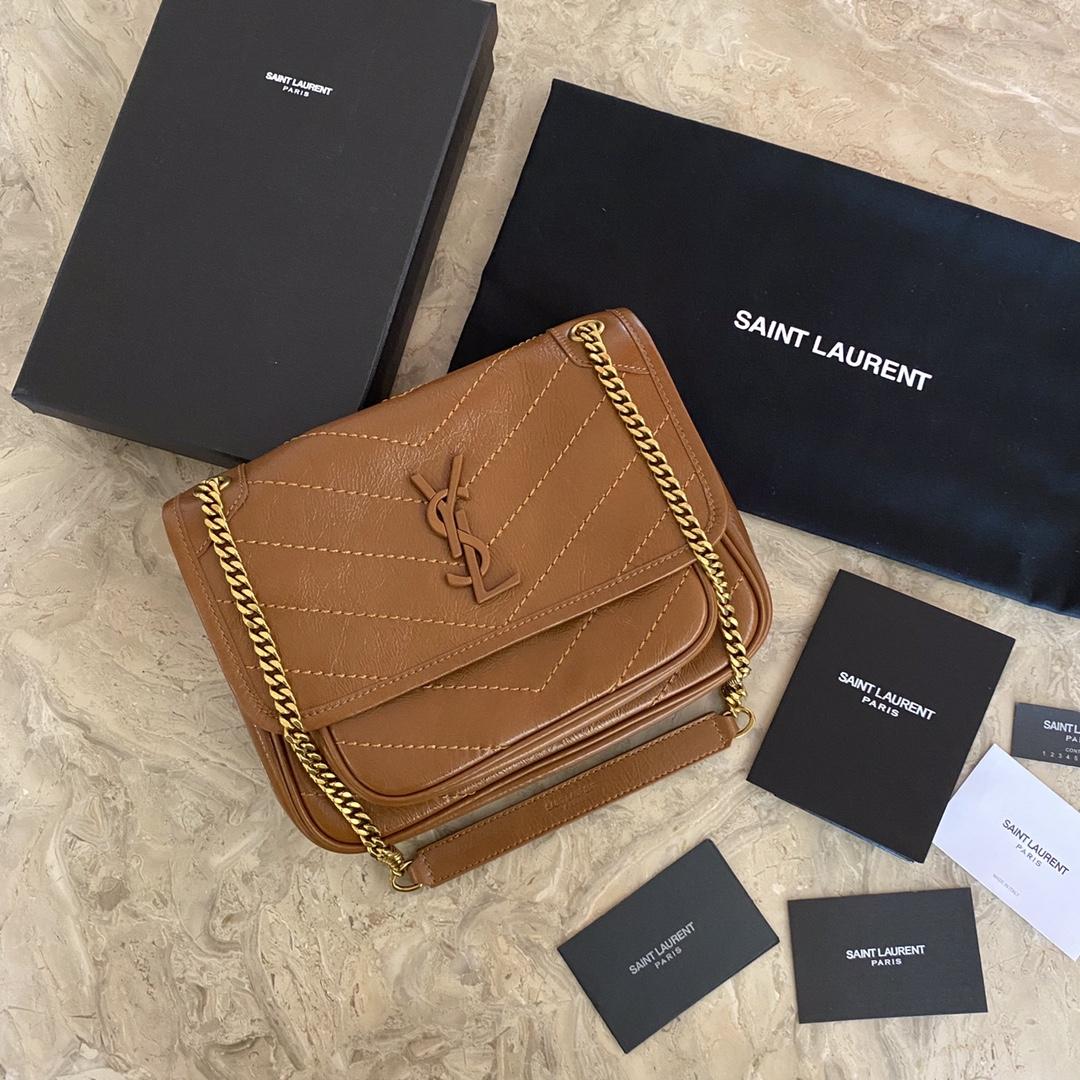Saint Laurent Niki Medium In Vintage Leather (22×16×12cm) - FashionPlug