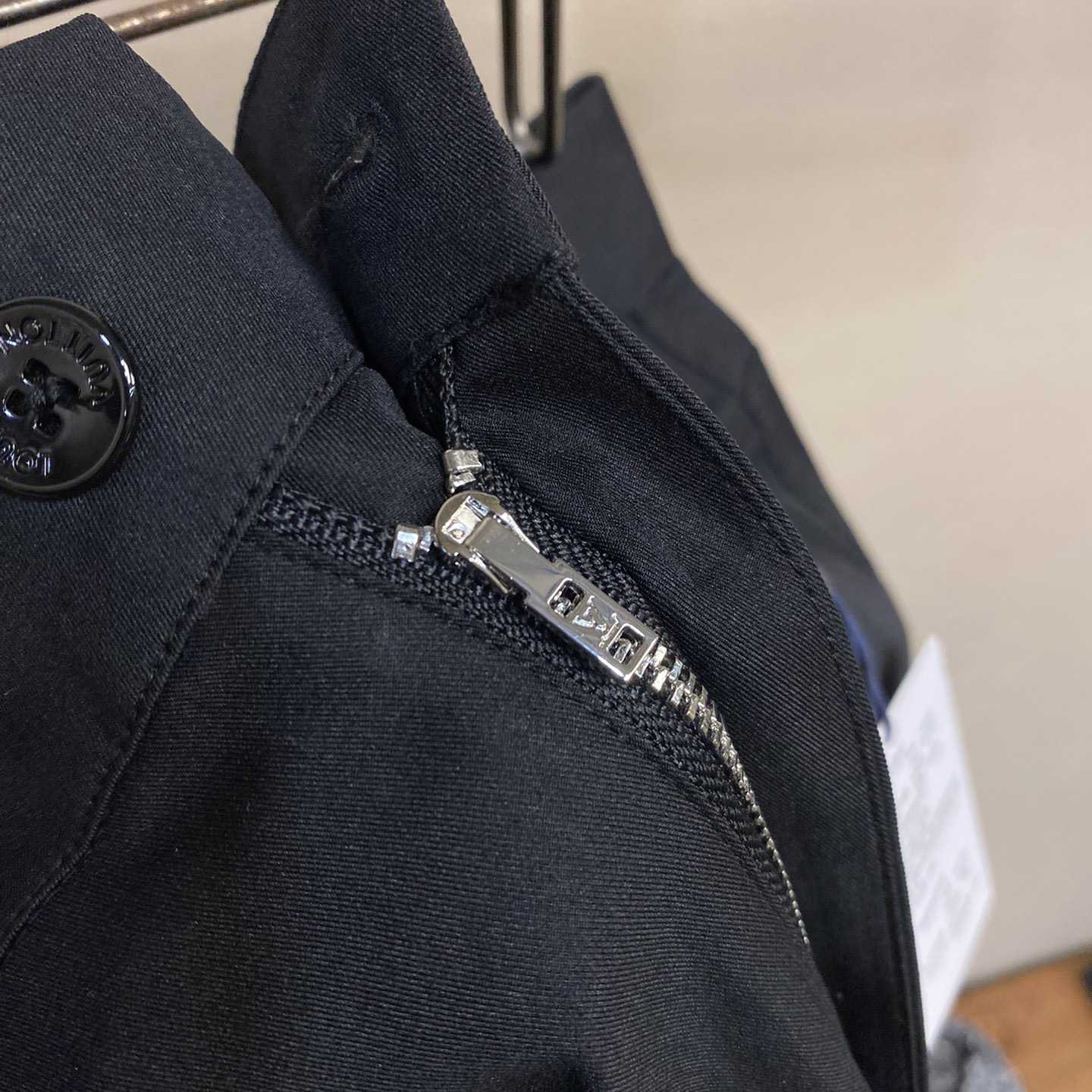 Louis Vuitton Cotton Workwear Pants - FashionPlug