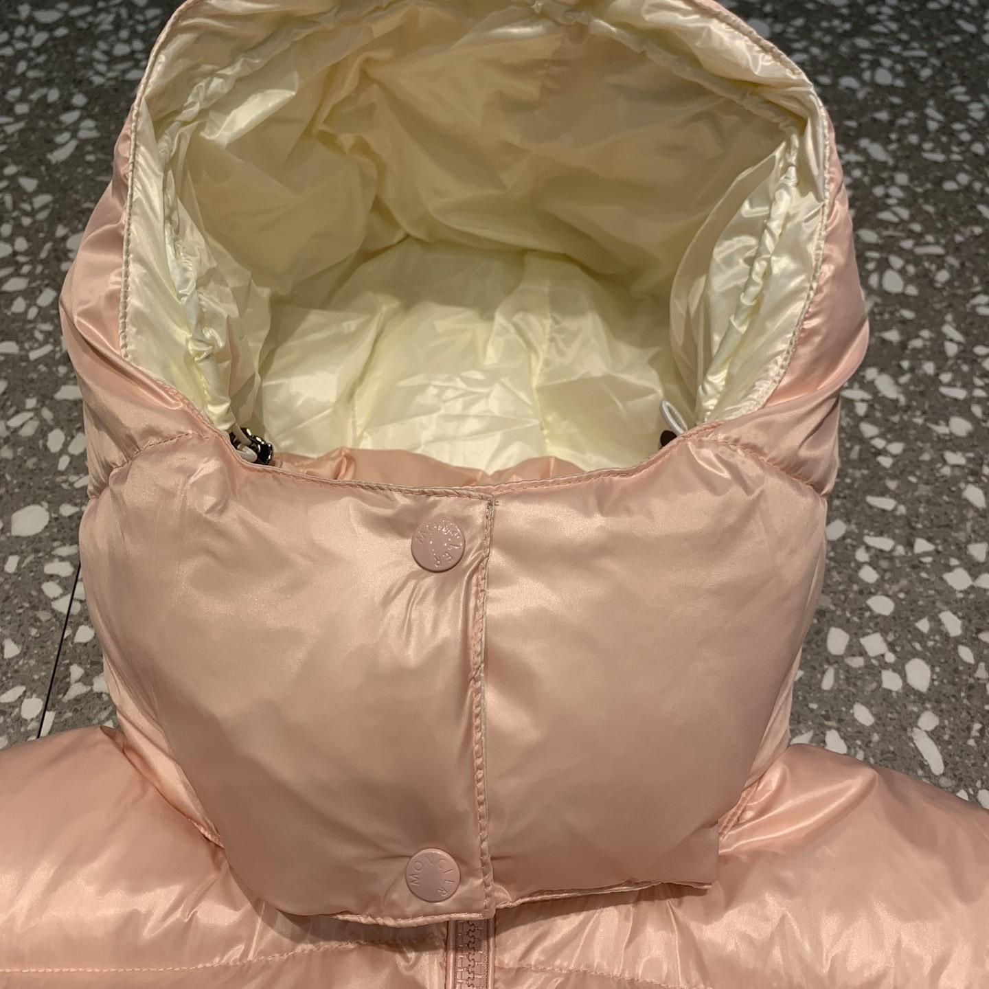 Moncler Abbaye Short Down Jacket - FashionPlug